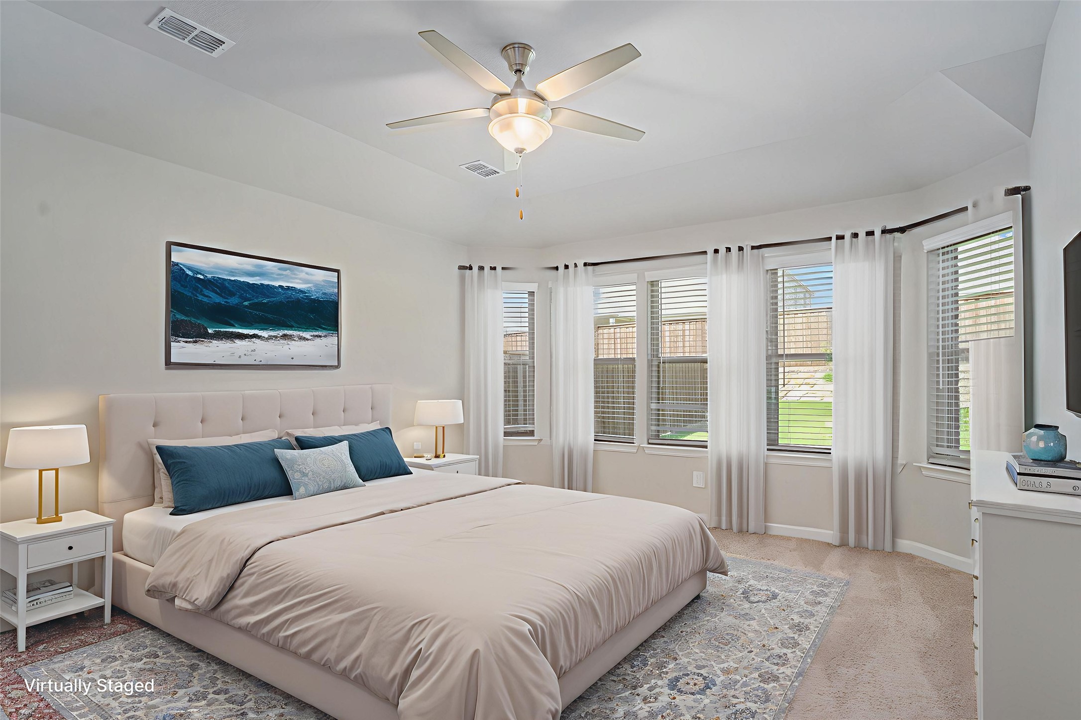 5528 Santa Elena Court