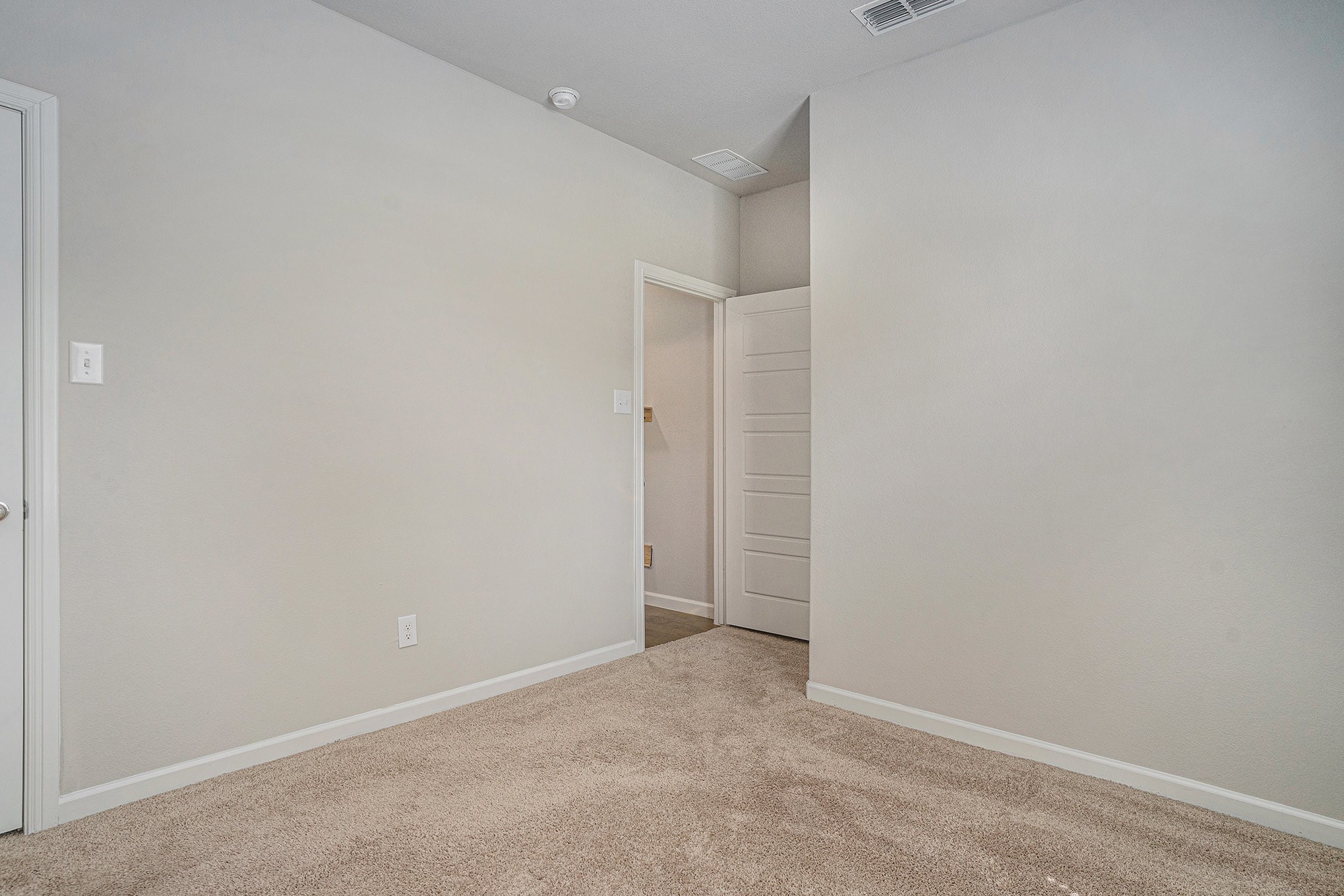 5528 Santa Elena Court