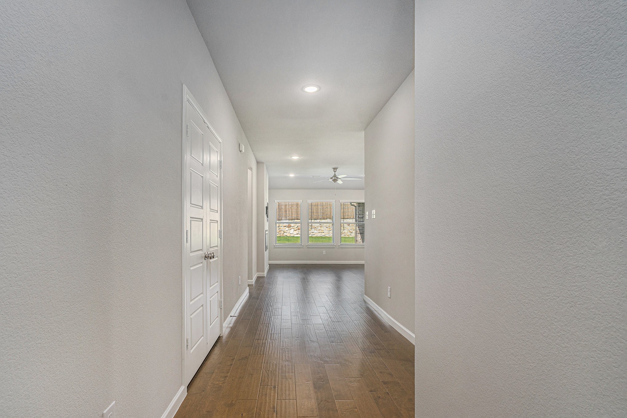 5528 Santa Elena Court