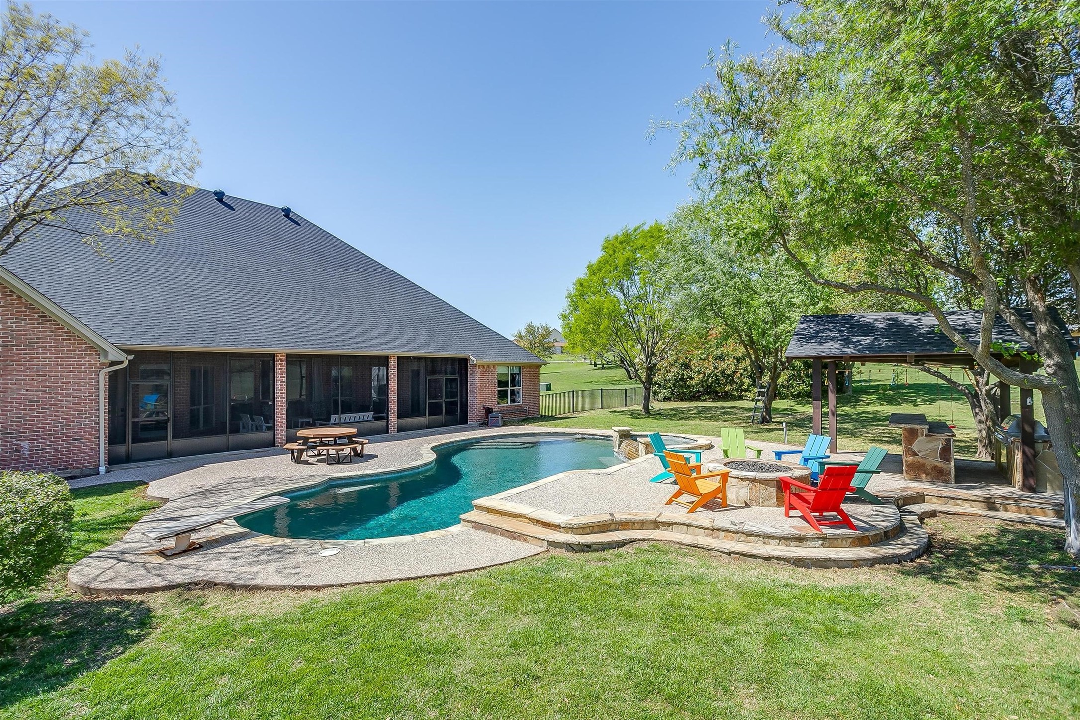 4527 Indian Tree Court