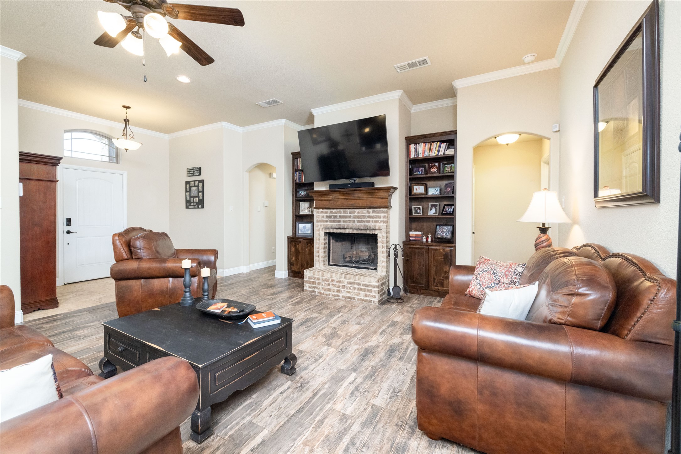 1848 Town Creek Circle