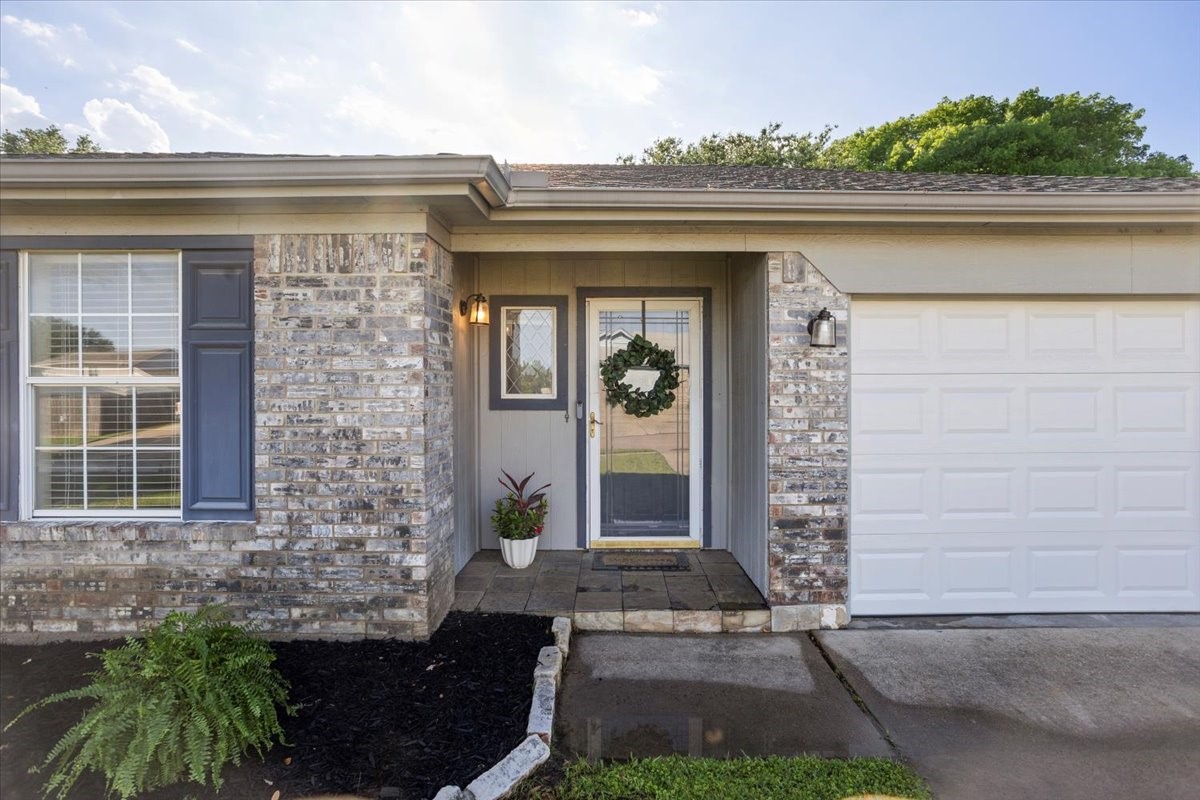 7116 Summerset Drive