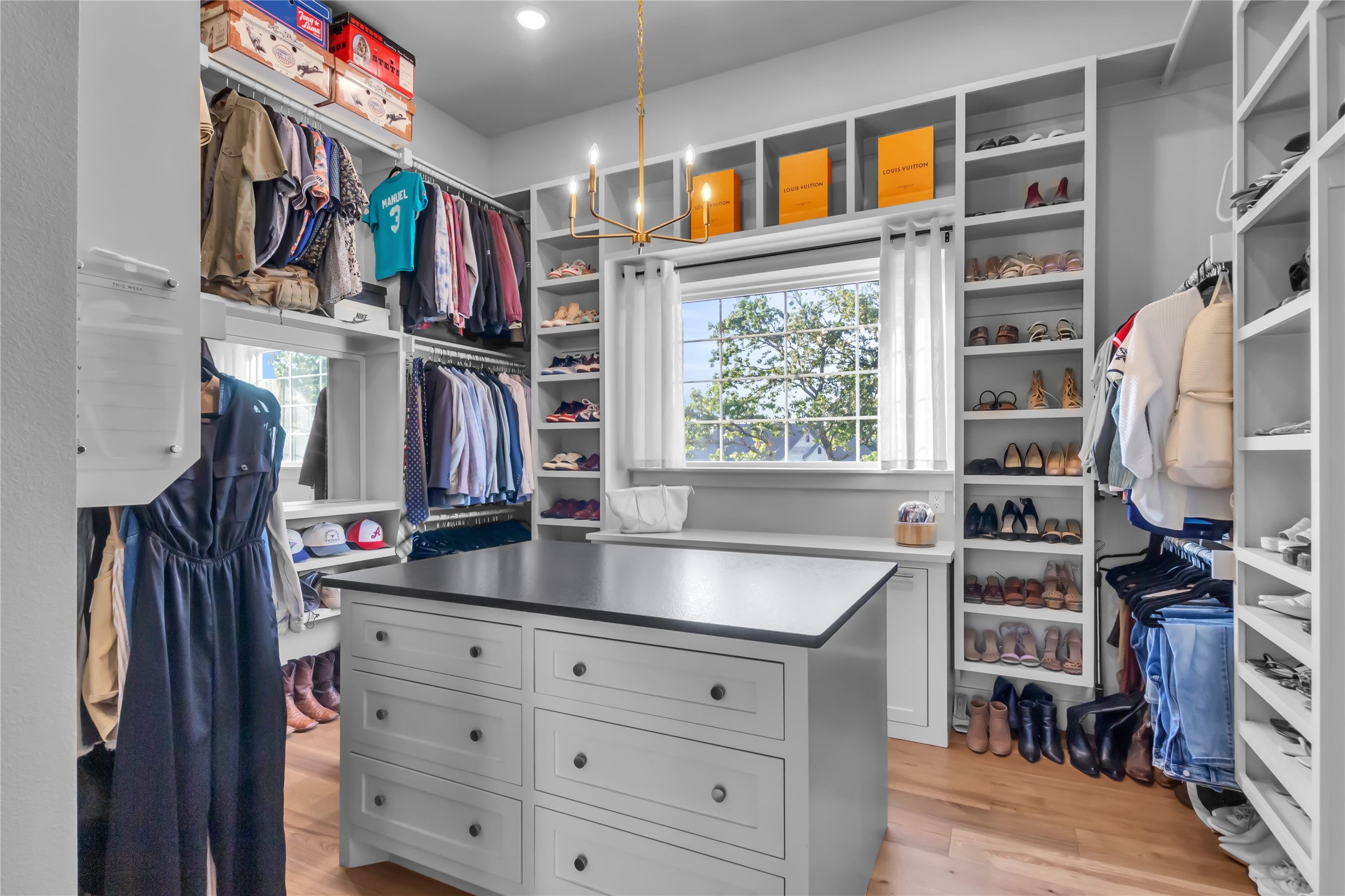 4020 Highland Oaks Lane