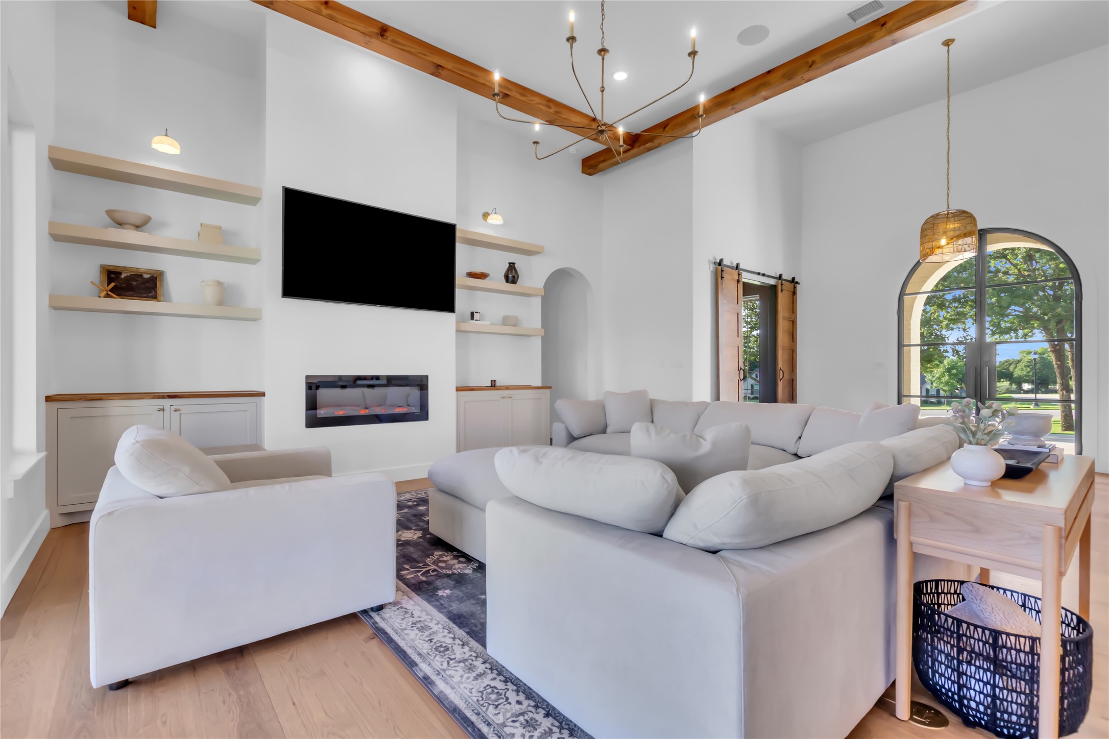 4020 Highland Oaks Lane