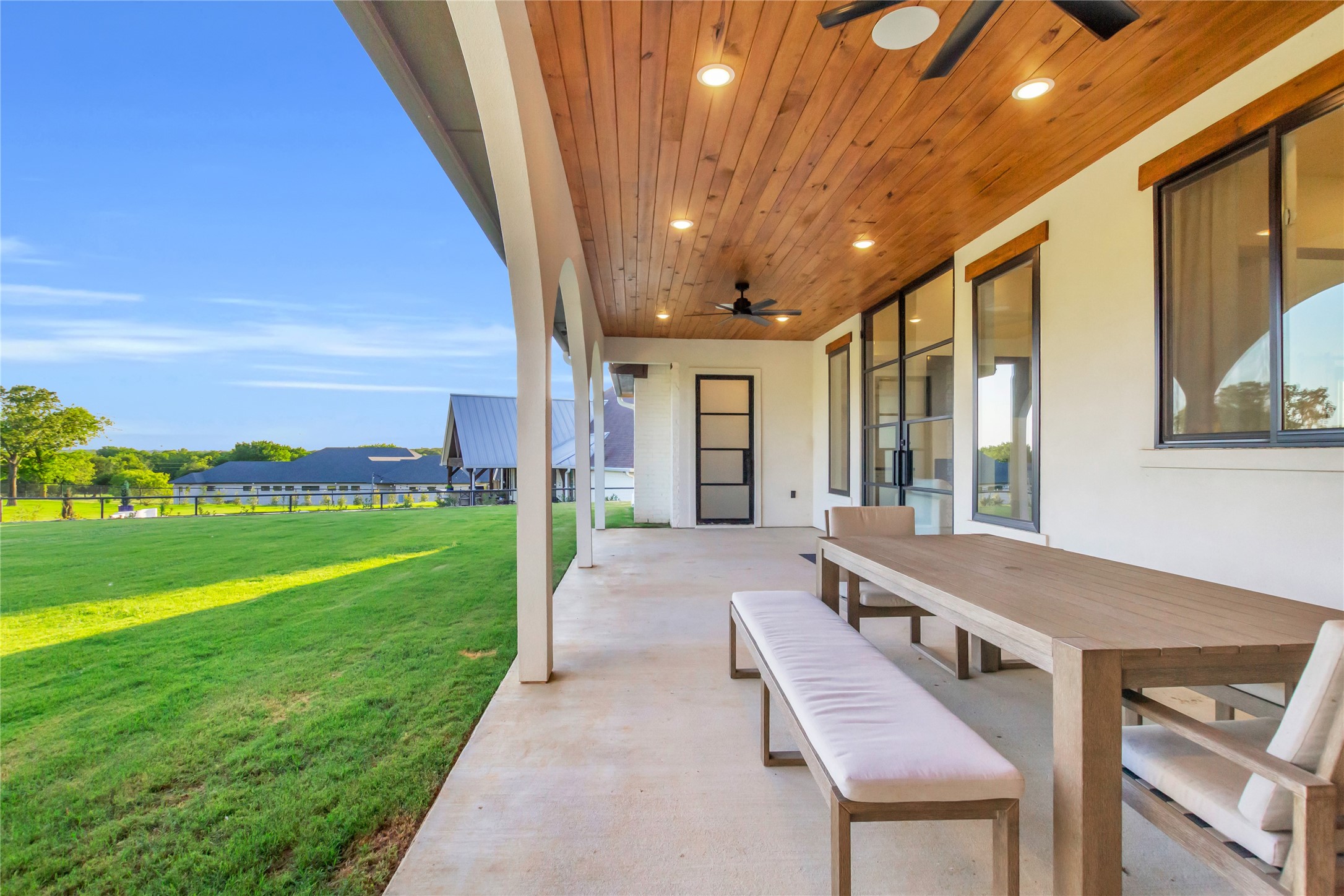 4020 Highland Oaks Lane