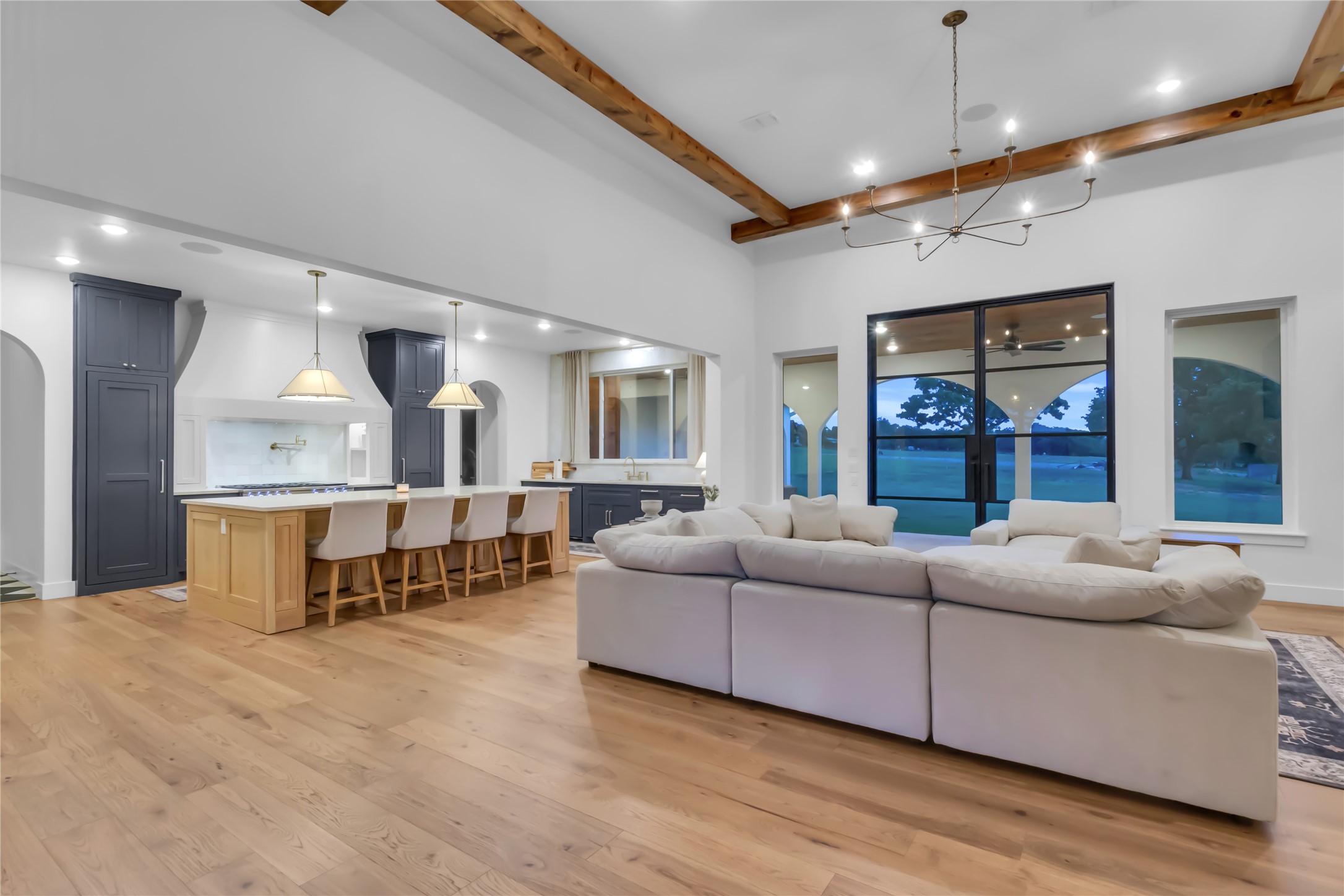 4020 Highland Oaks Lane