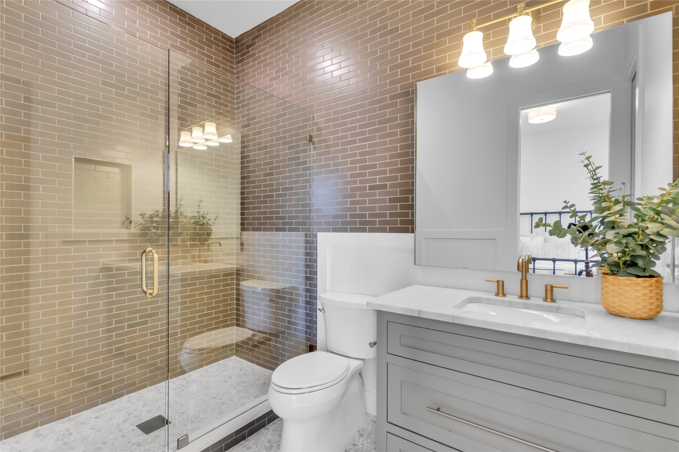 4020 Highland Oaks Lane