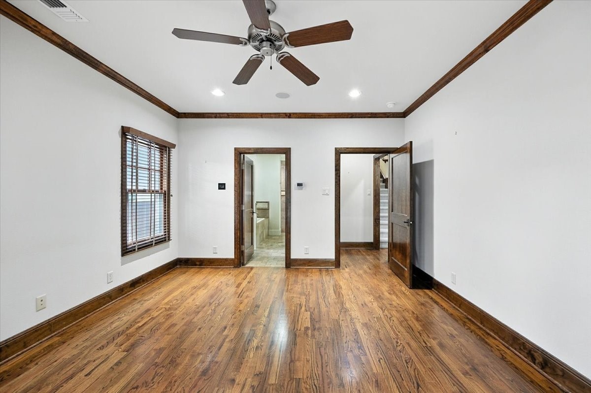 3328 W 4th Street
