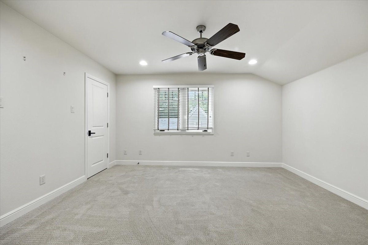 3328 W 4th Street