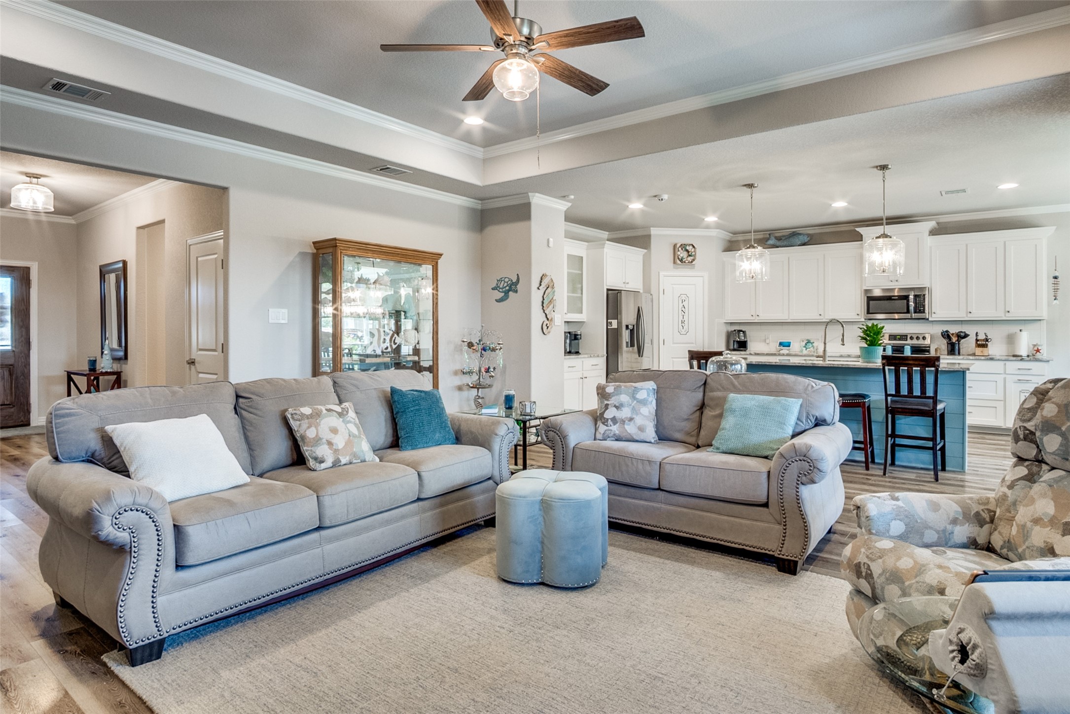 904 Chestnut Grove Drive
