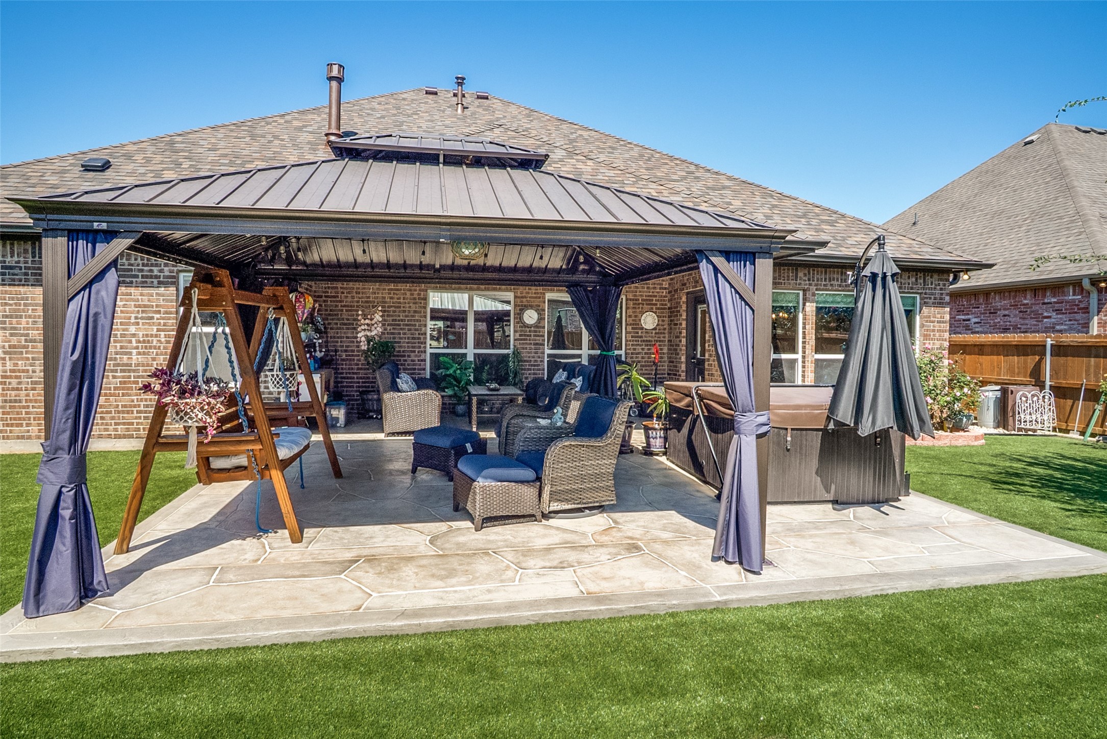 904 Chestnut Grove Drive