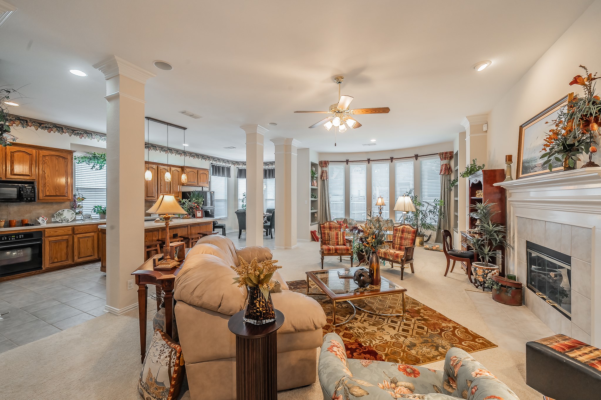 2404 Aramic Court