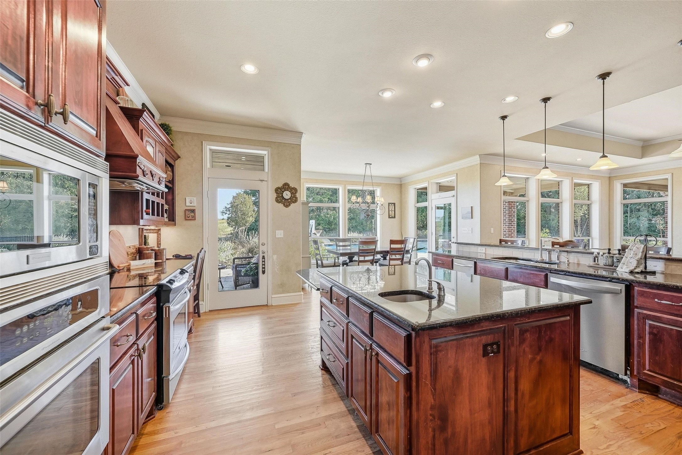1719 Moreland Drive