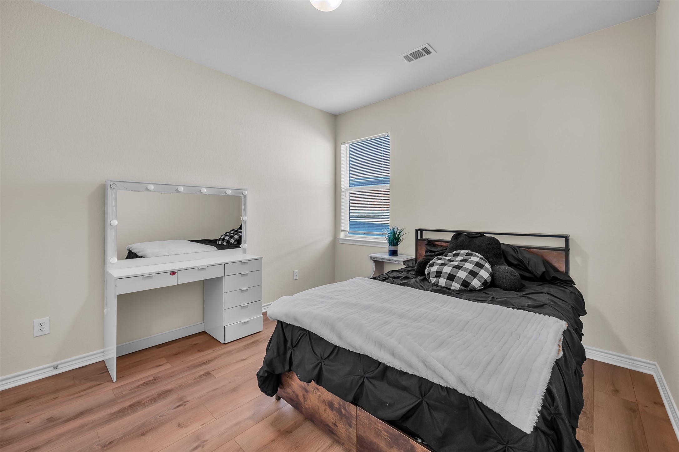 4328 Twinleaf Drive