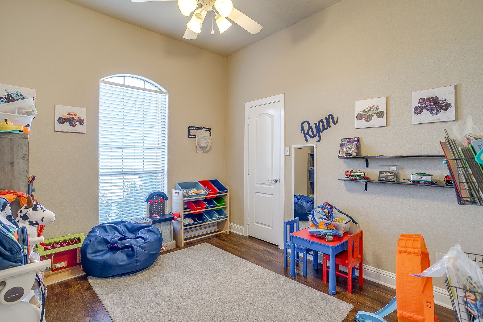 9409 County Road 915
