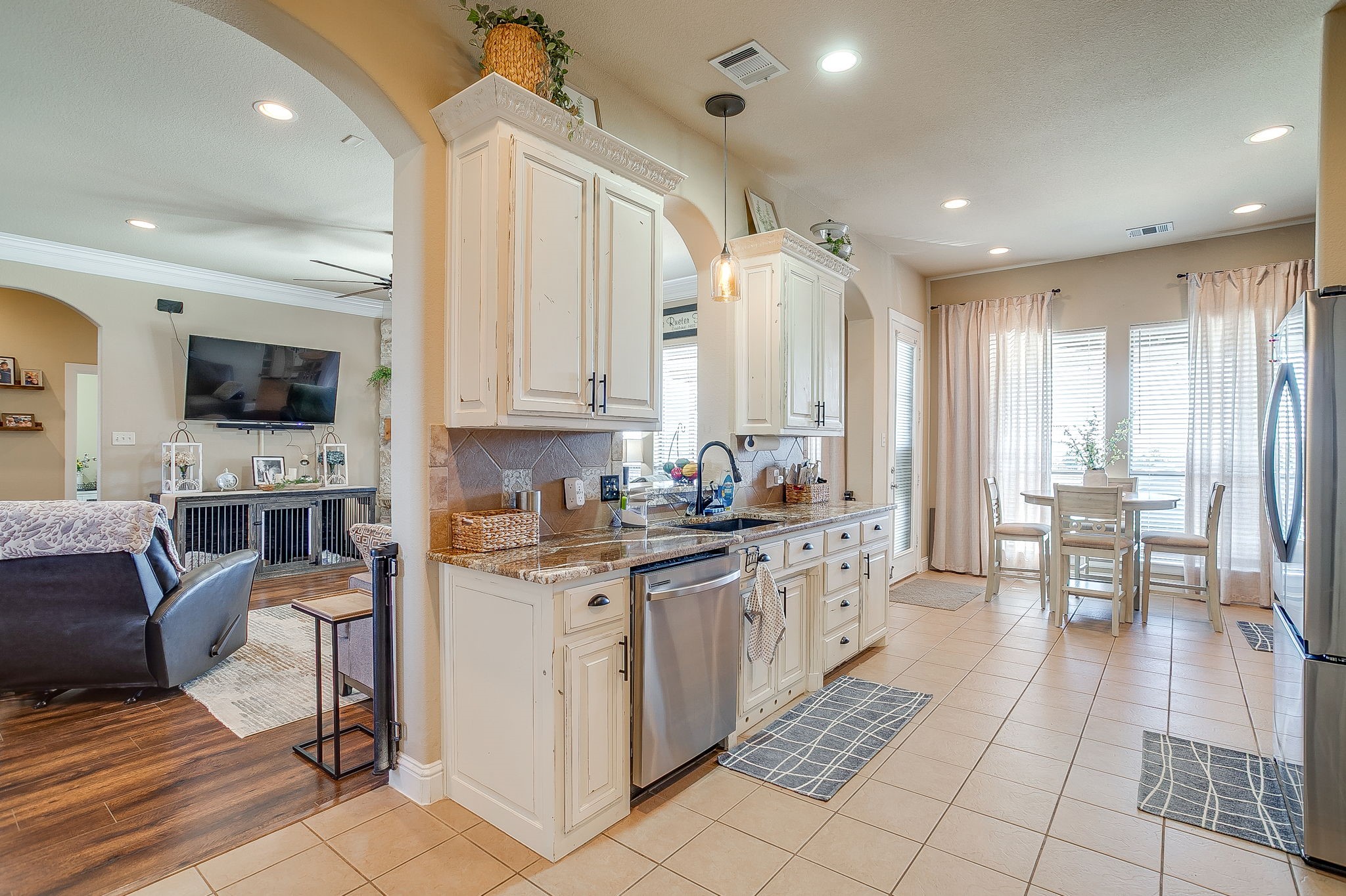 9409 County Road 915