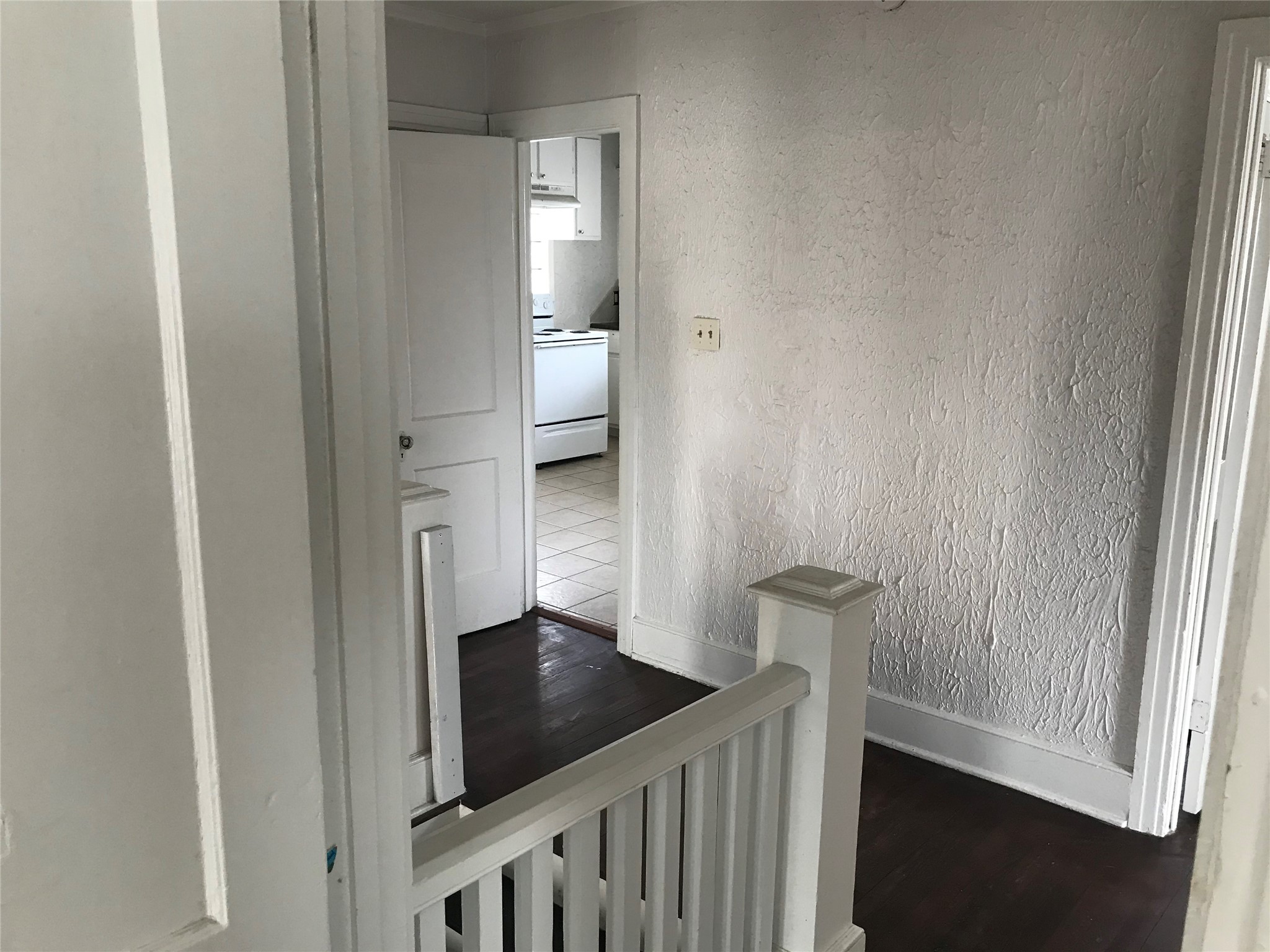 813 W 8th Street 2