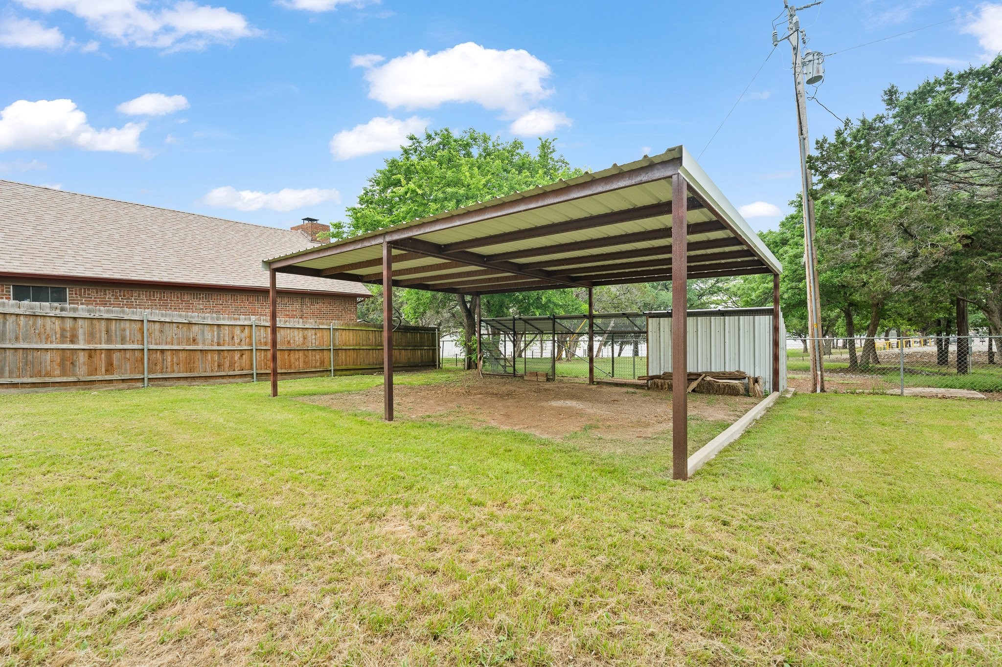 639 S Rough Creek Court