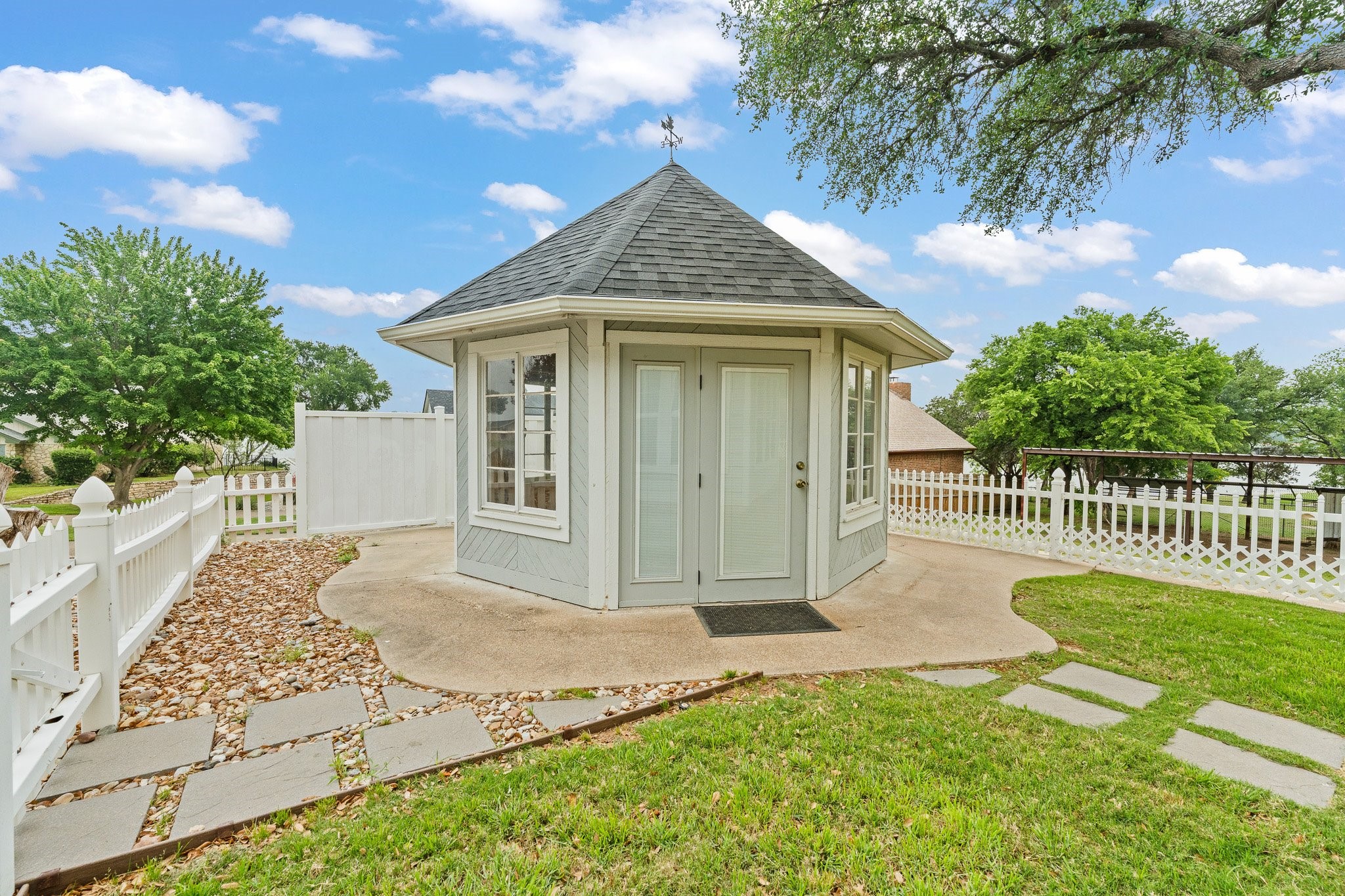 639 S Rough Creek Court