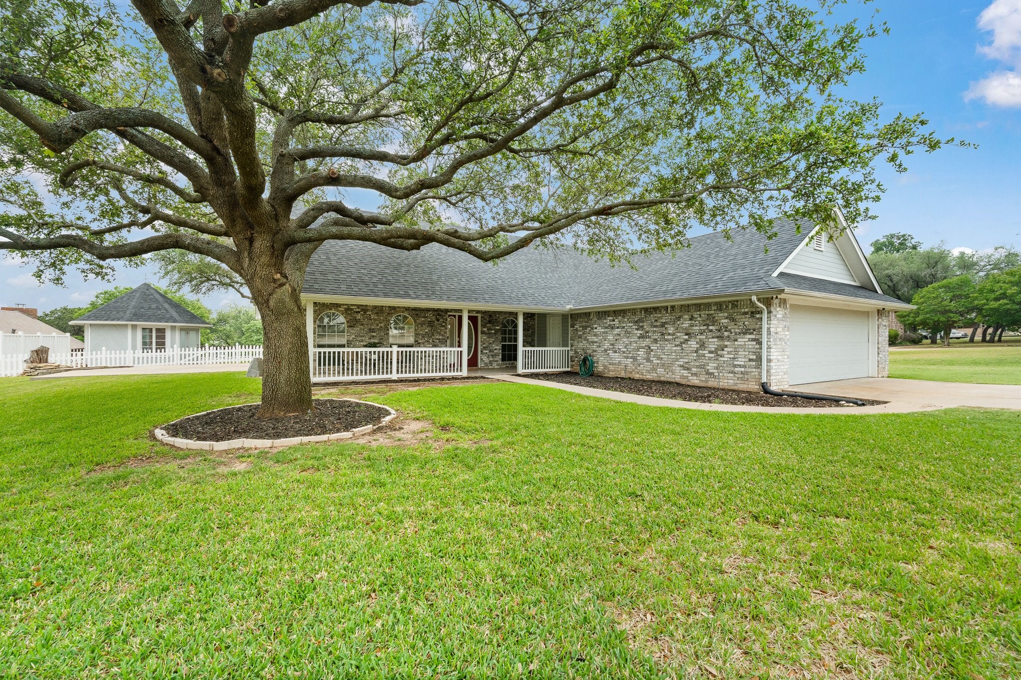 639 S Rough Creek Court