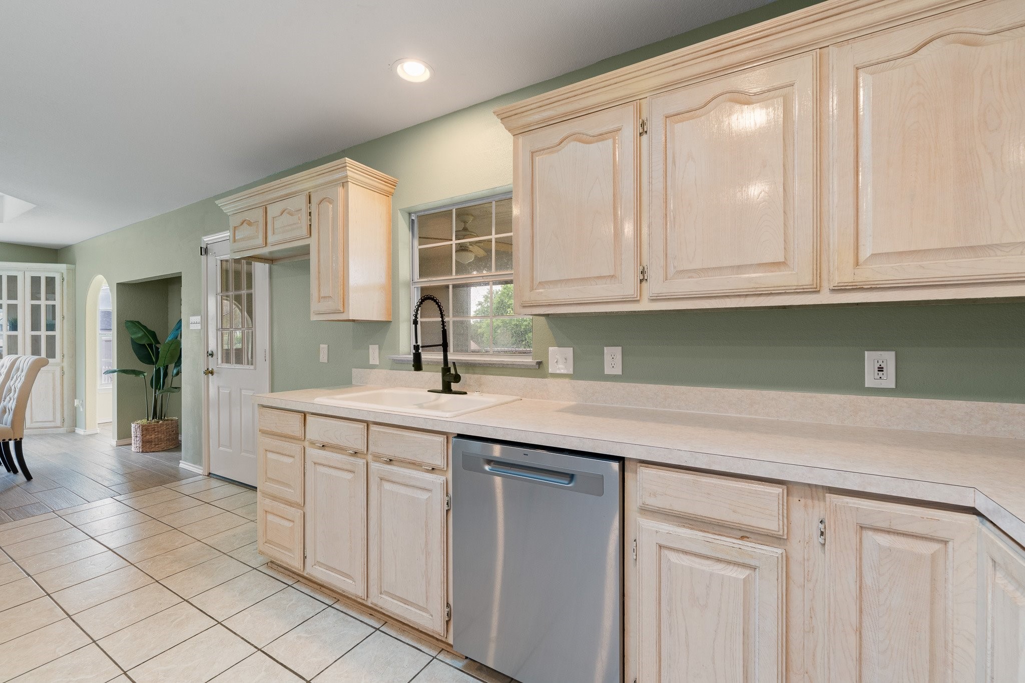 639 S Rough Creek Court