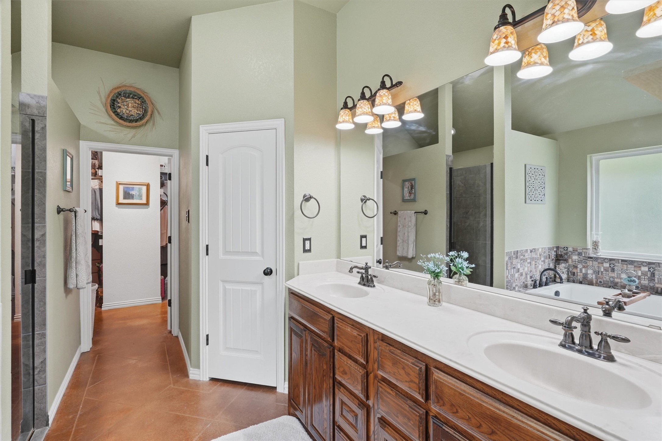 224 Hidden Creek Loop