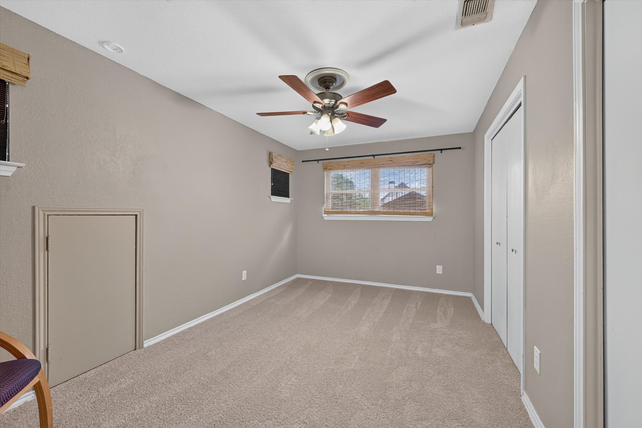 2304 Wakeforest Court