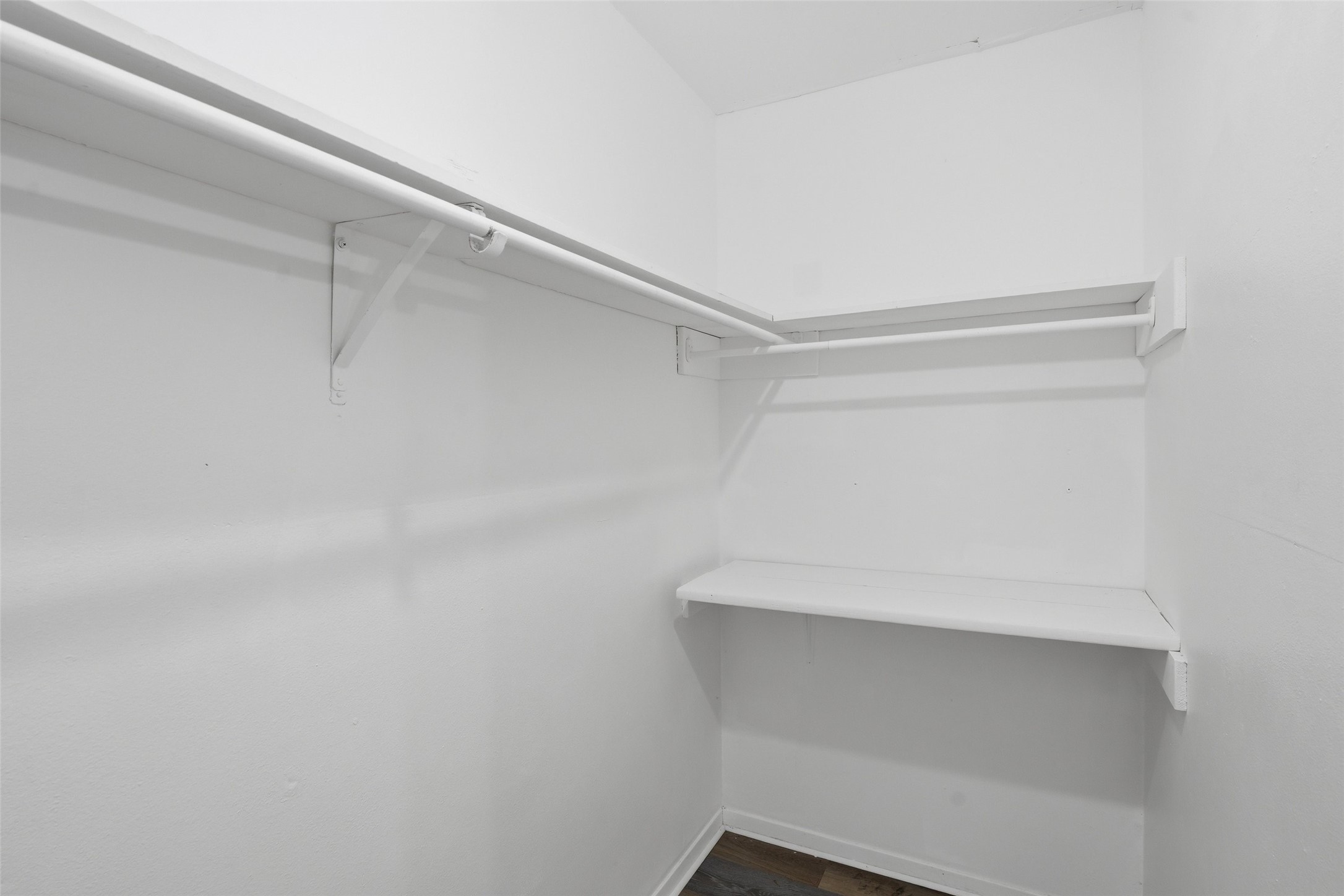 3004 Montclair Place