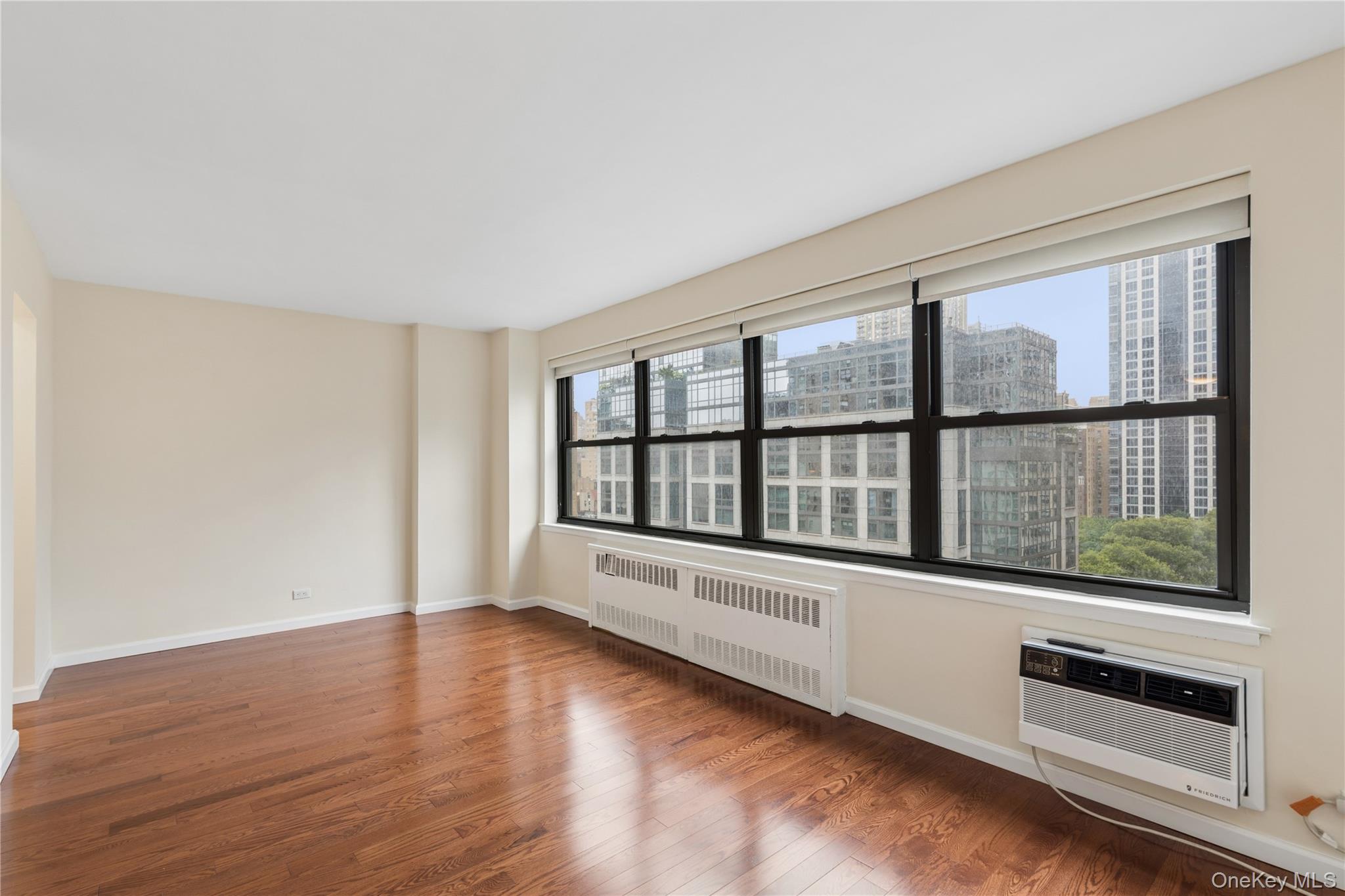 185 W End Avenue Unit: 15E