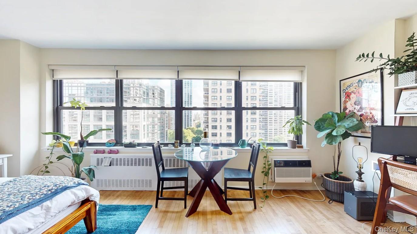 185 W End Avenue Unit: 15E
