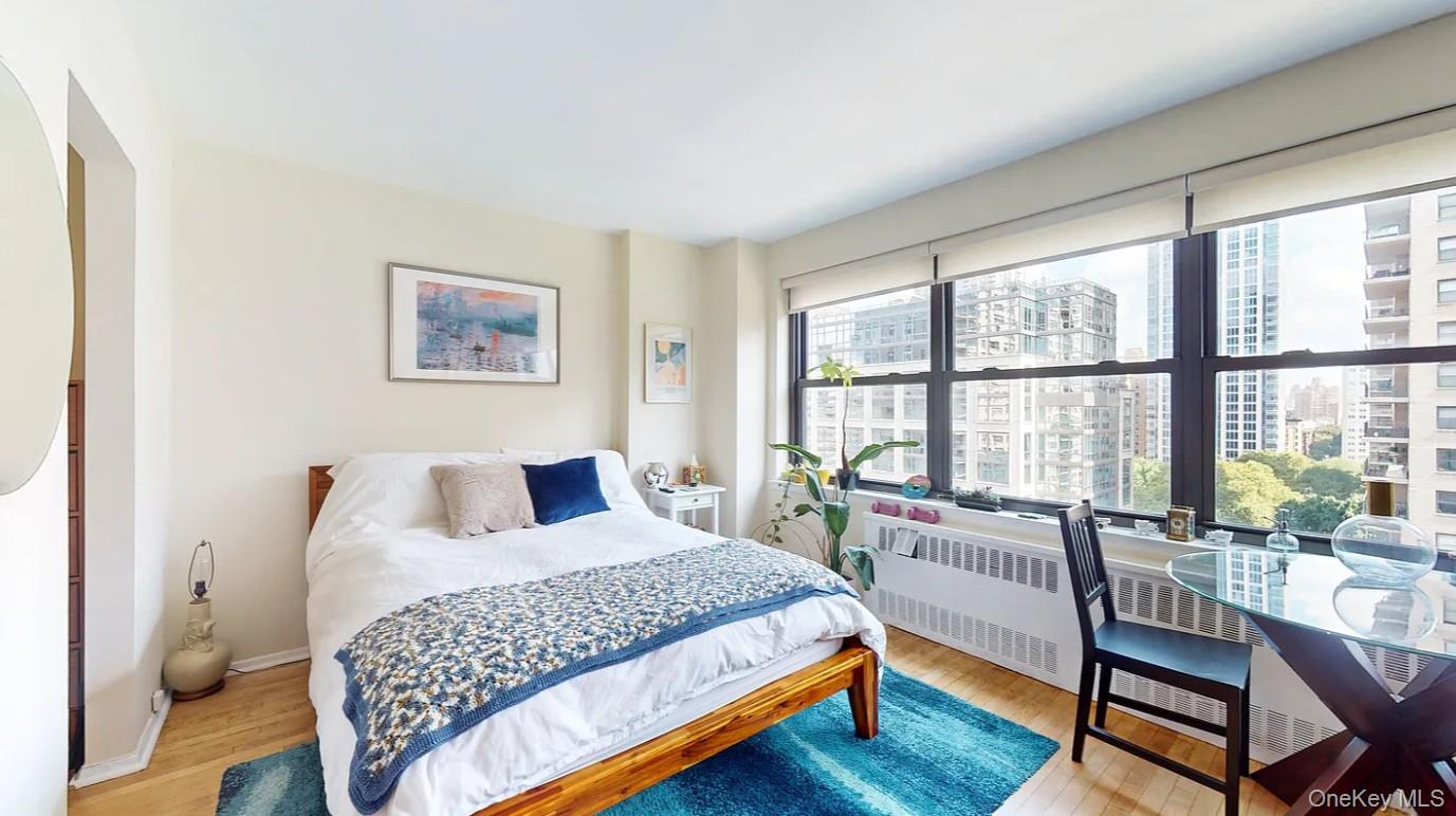 185 W End Avenue Unit: 15E
