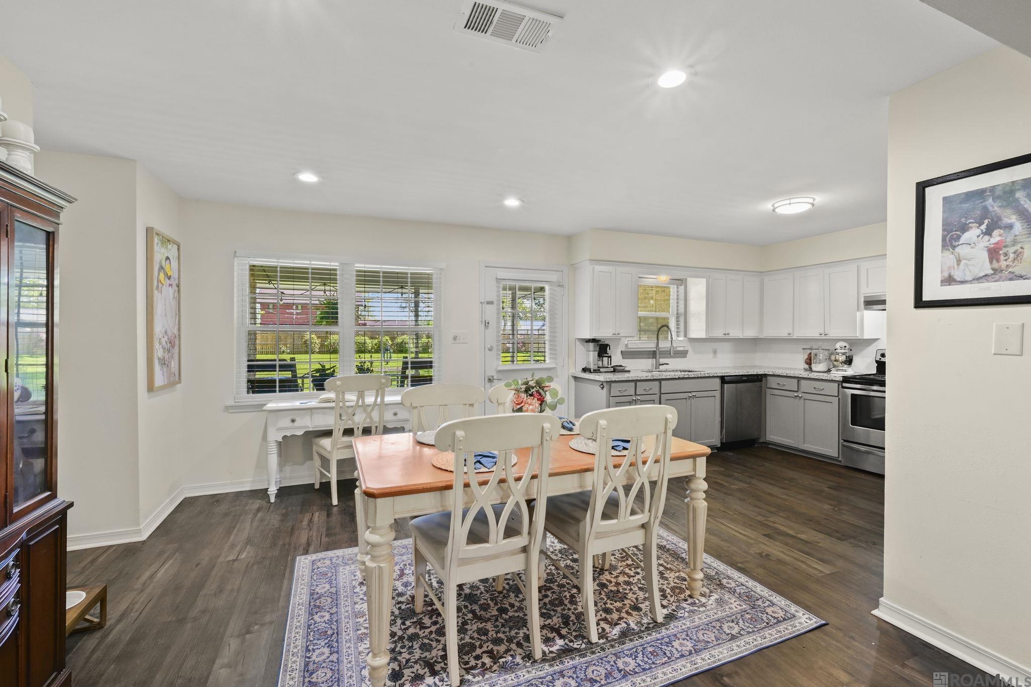14124 Scott Pl