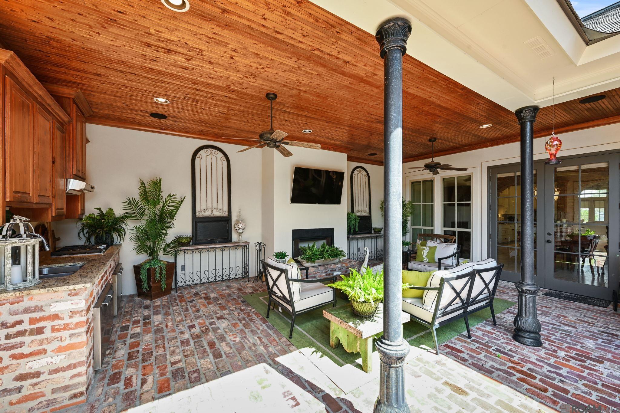 13355 La Petite Ln