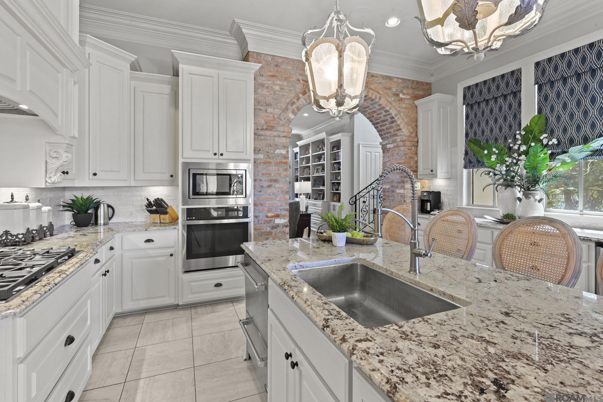 13355 La Petite Ln