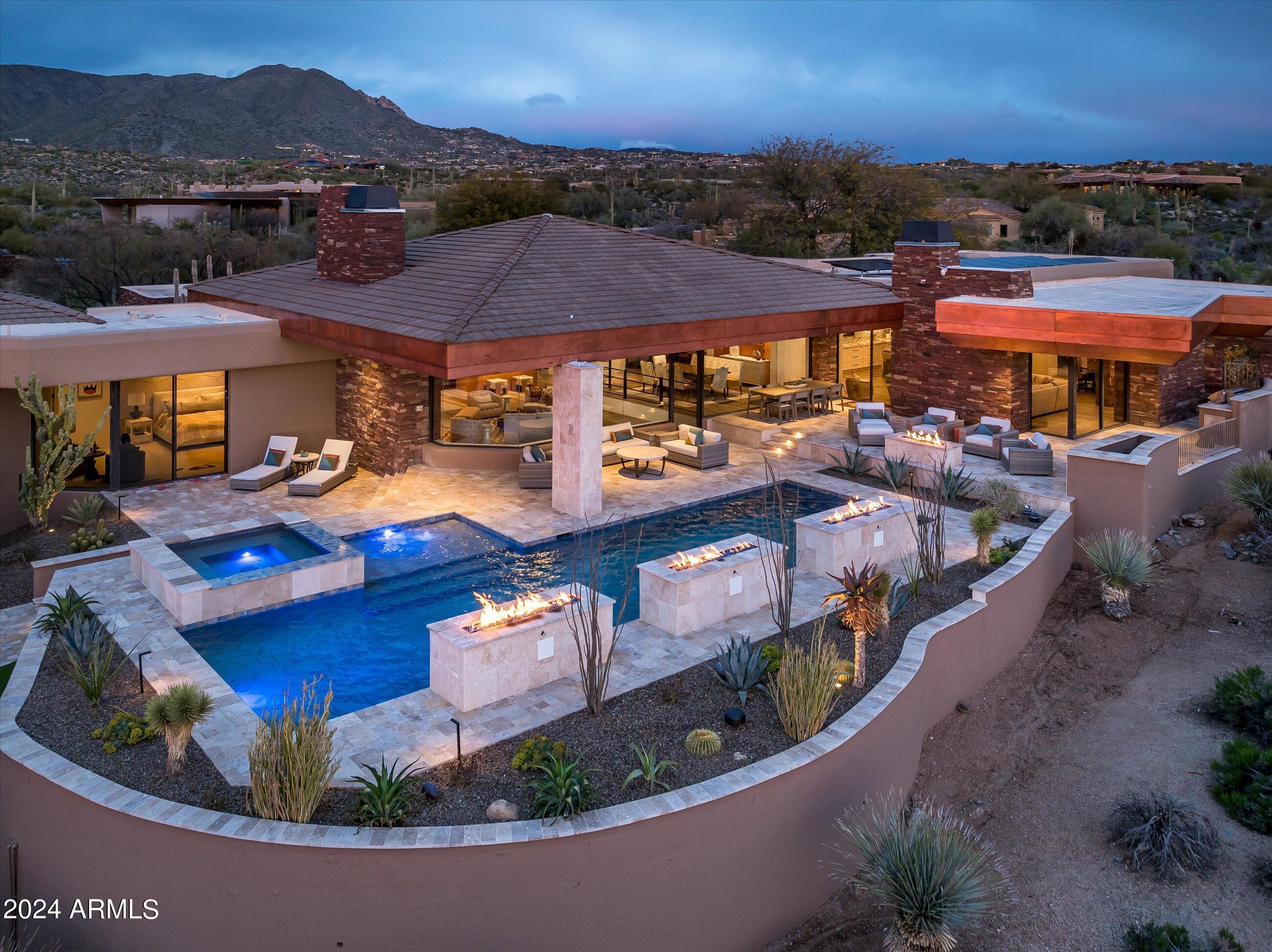 10189 E VENADO Trail