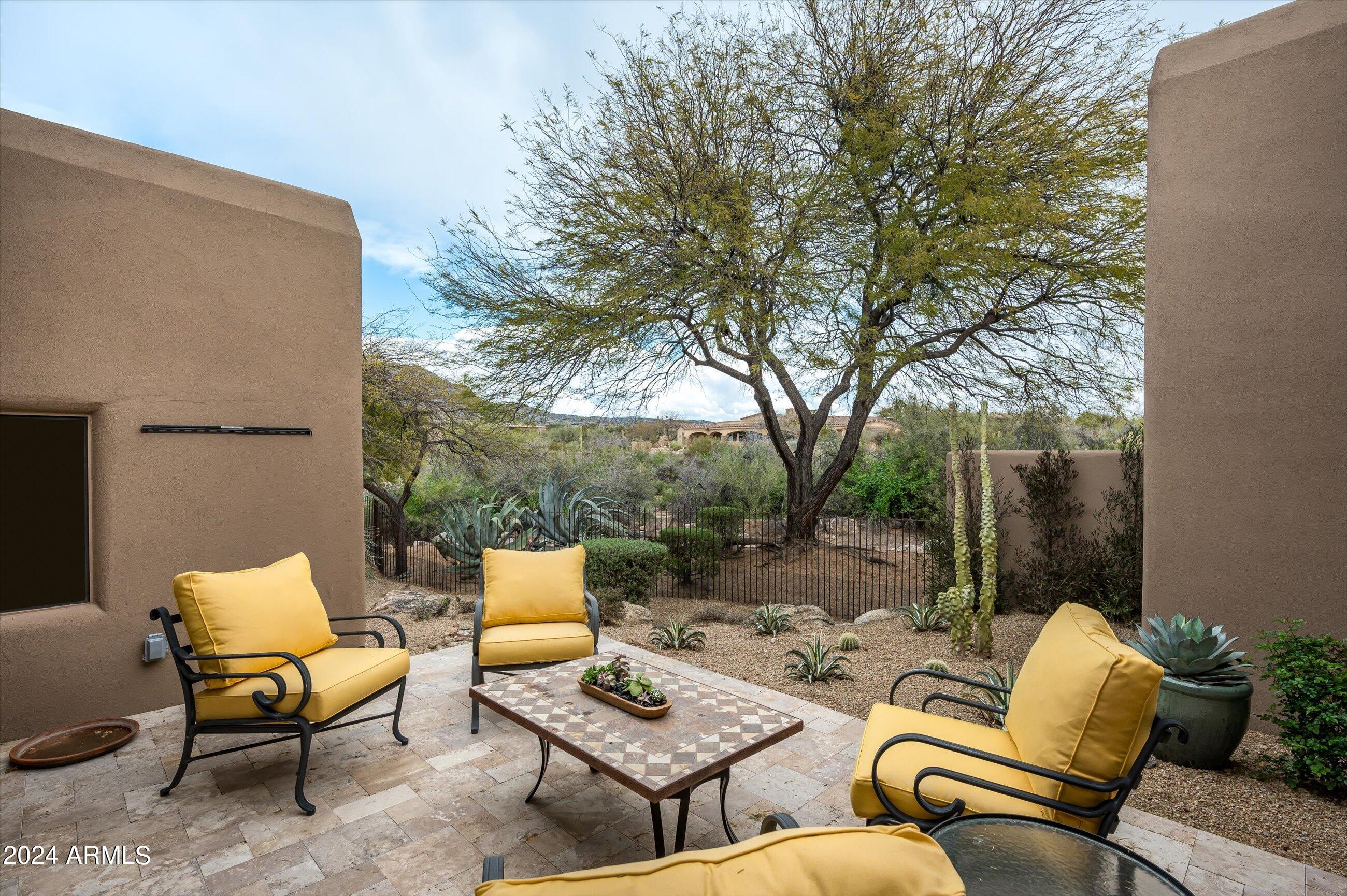 10189 E VENADO Trail