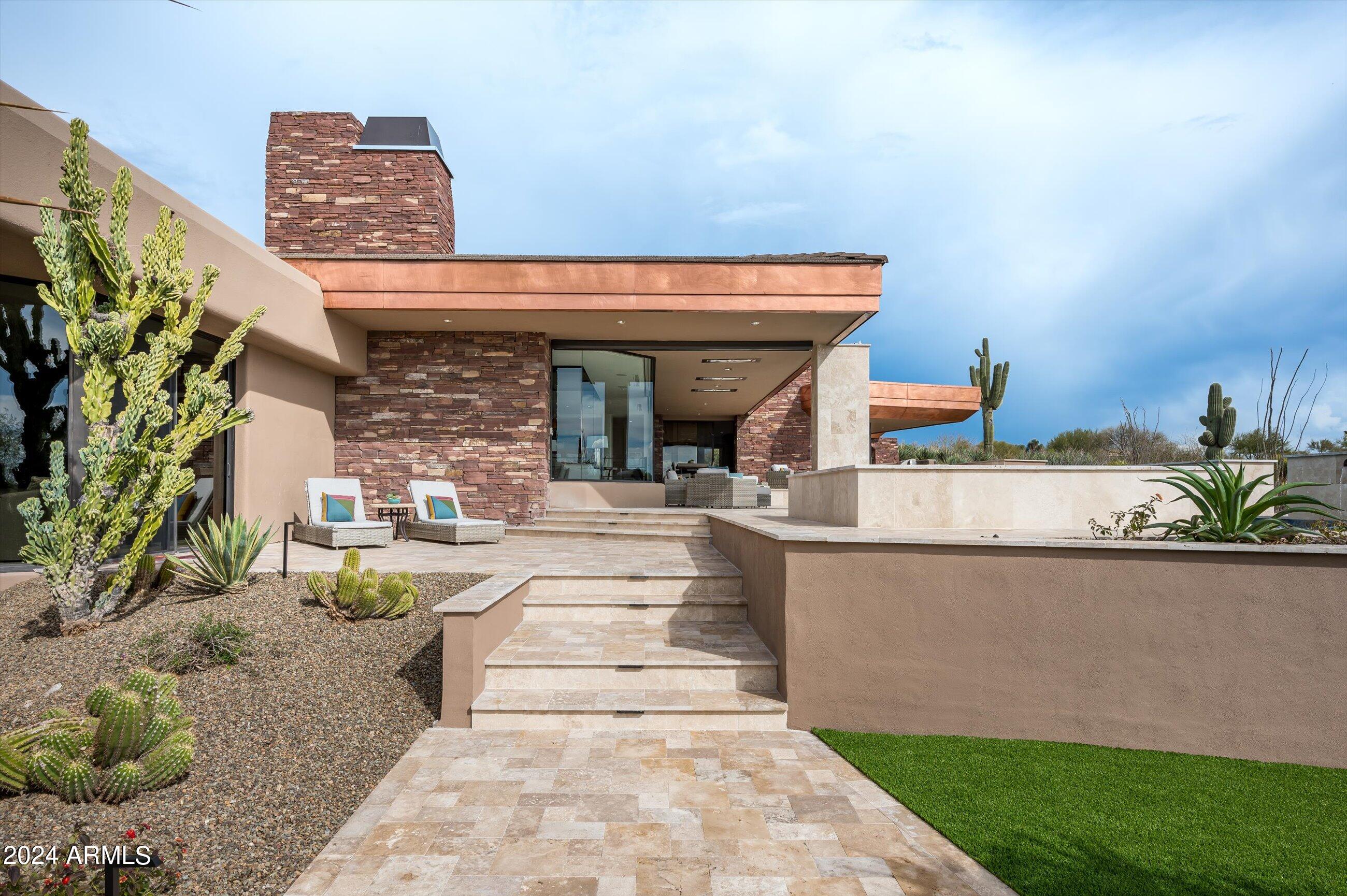 10189 E VENADO Trail