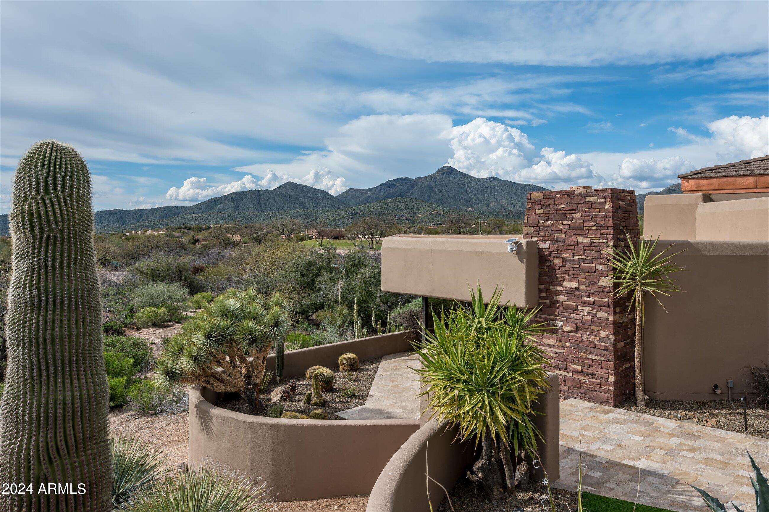 10189 E VENADO Trail