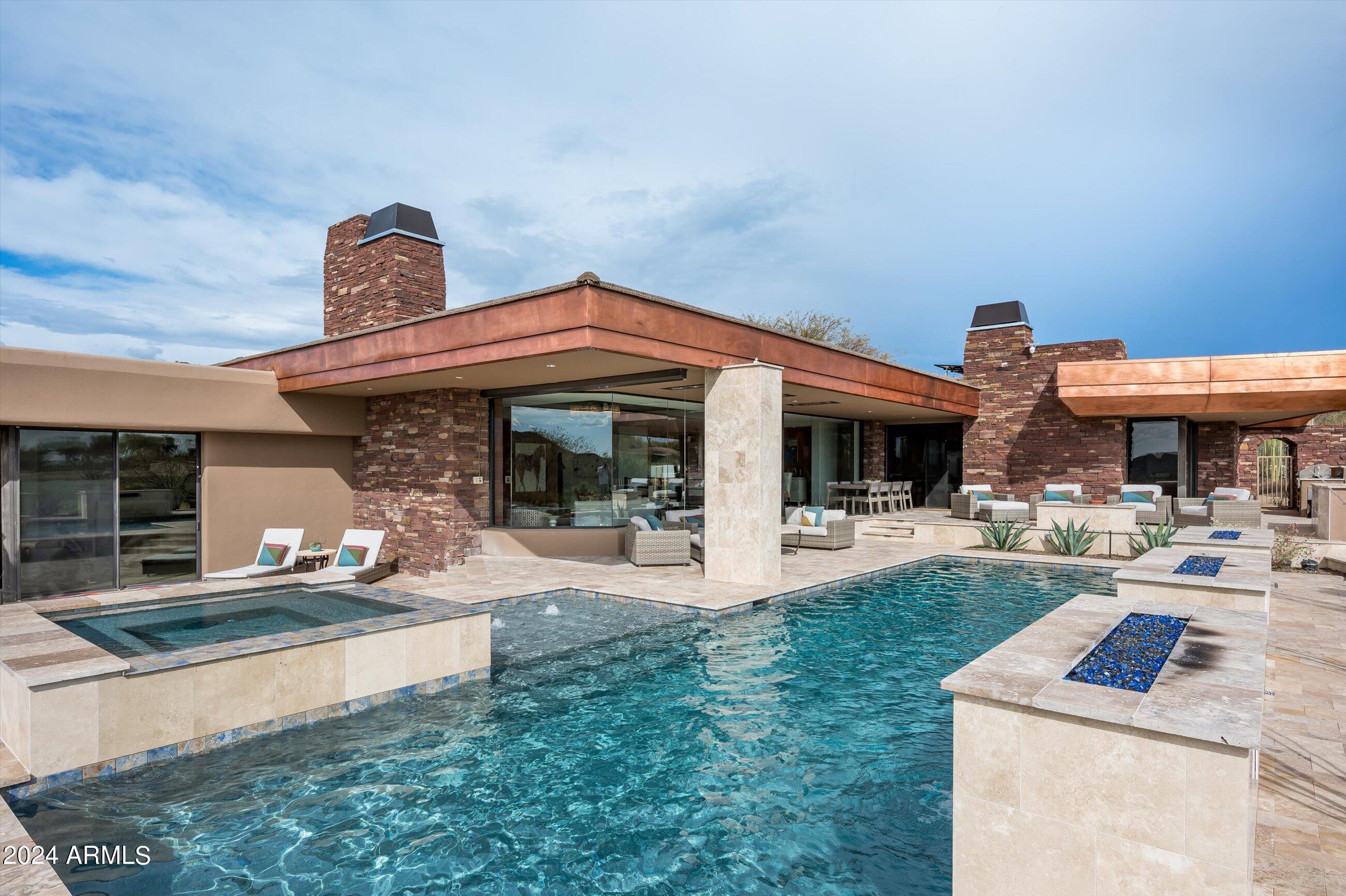 10189 E VENADO Trail
