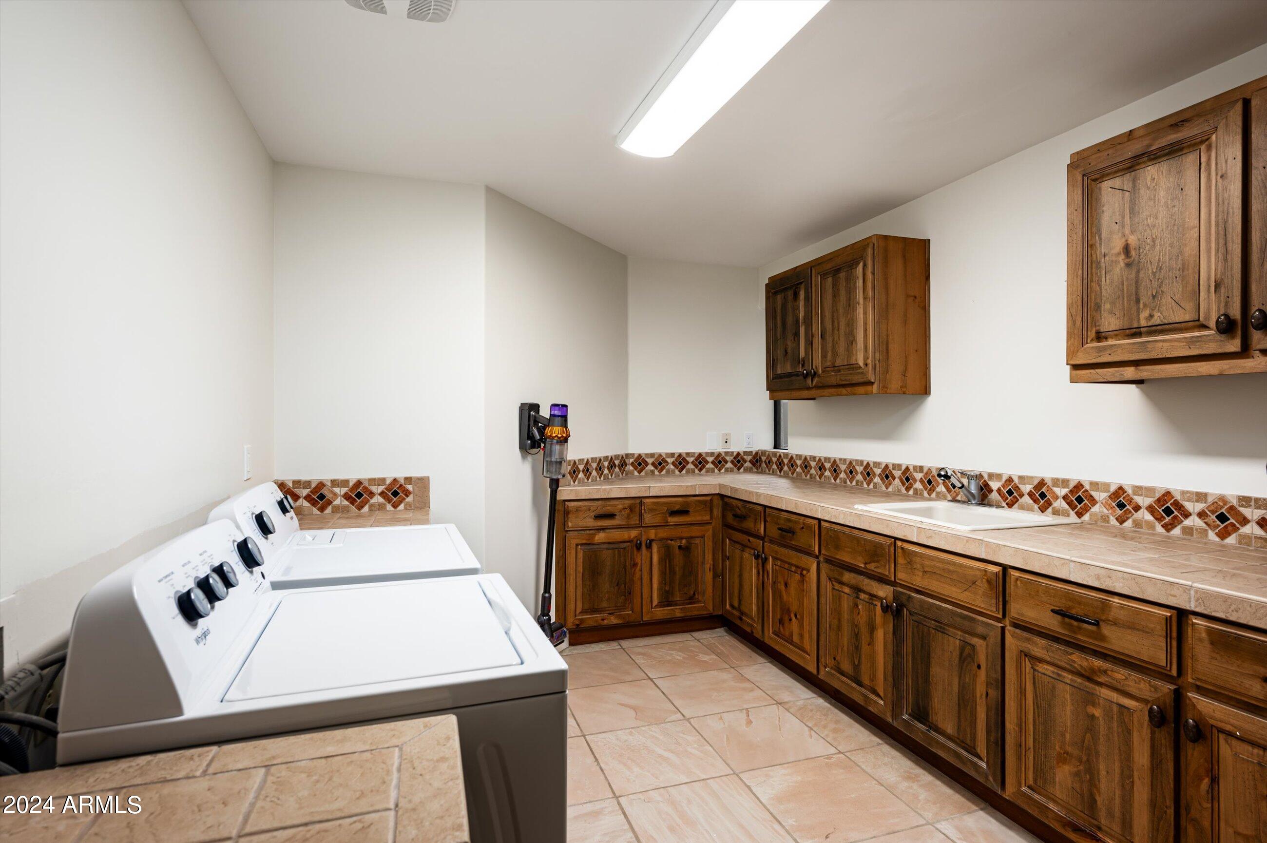 10189 E VENADO Trail