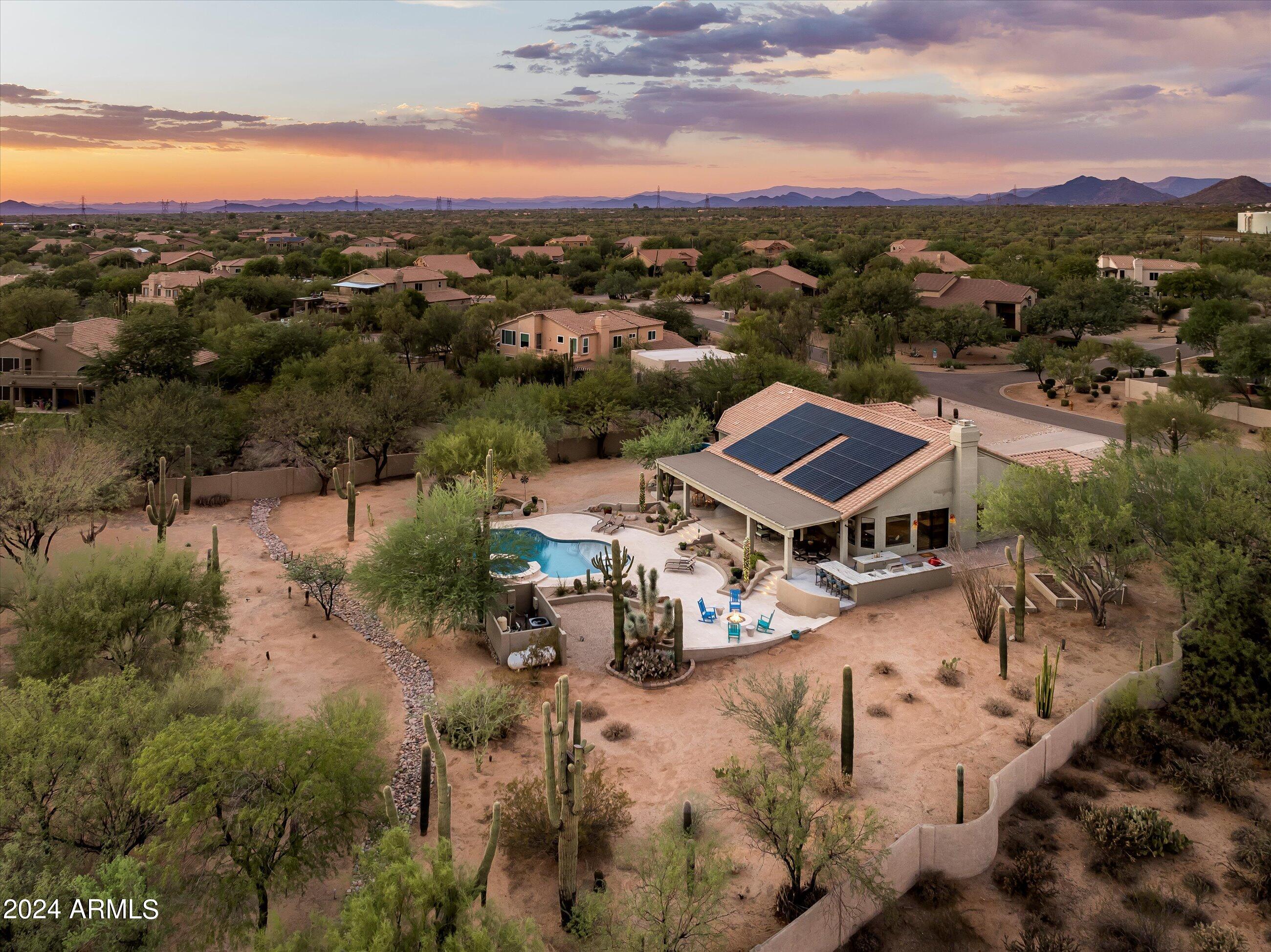 8667 E LARIAT Lane
