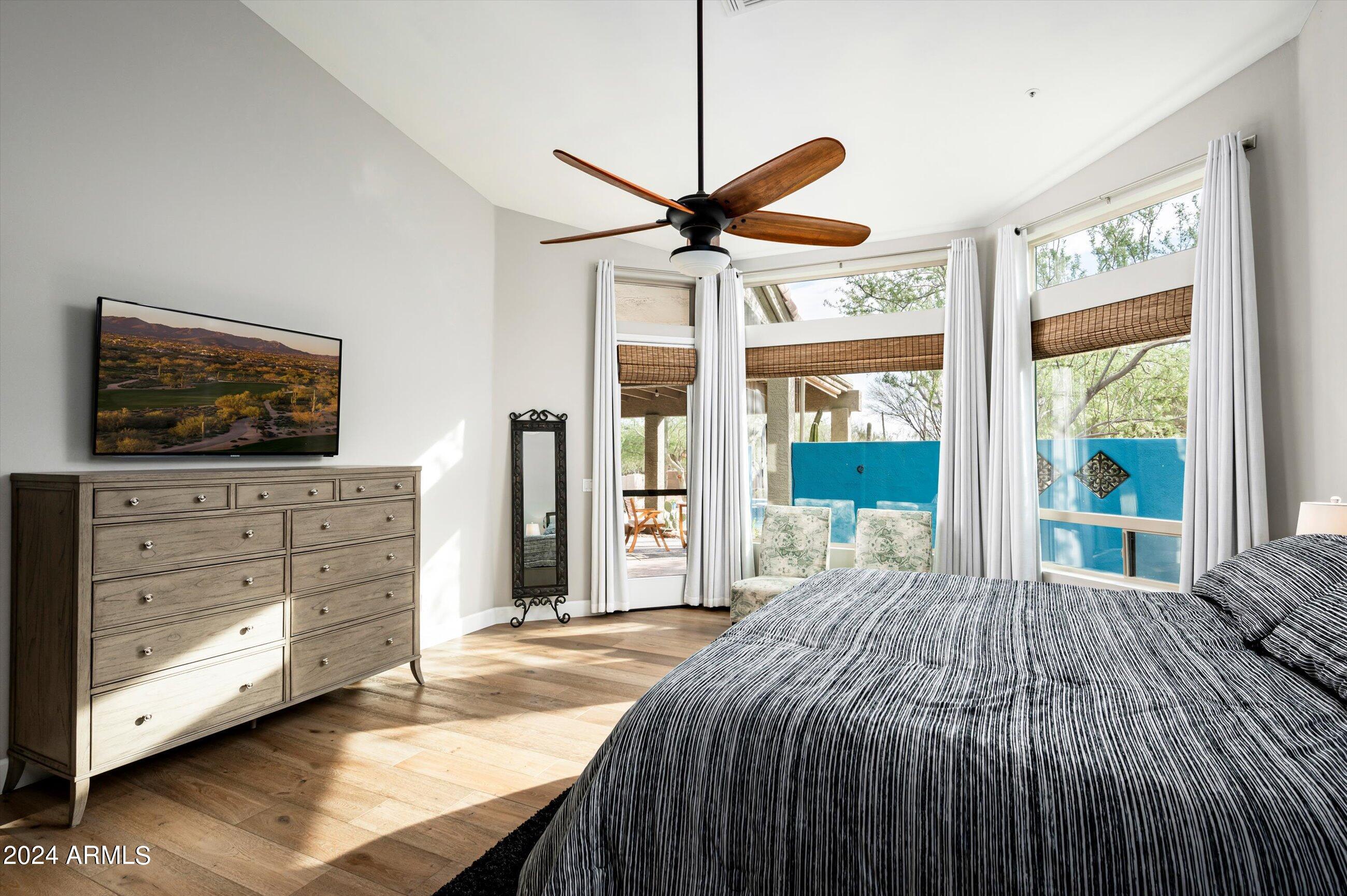 8667 E LARIAT Lane