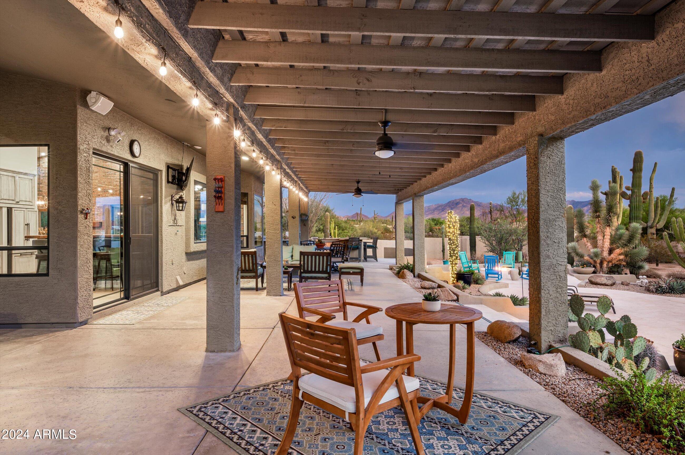 8667 E LARIAT Lane
