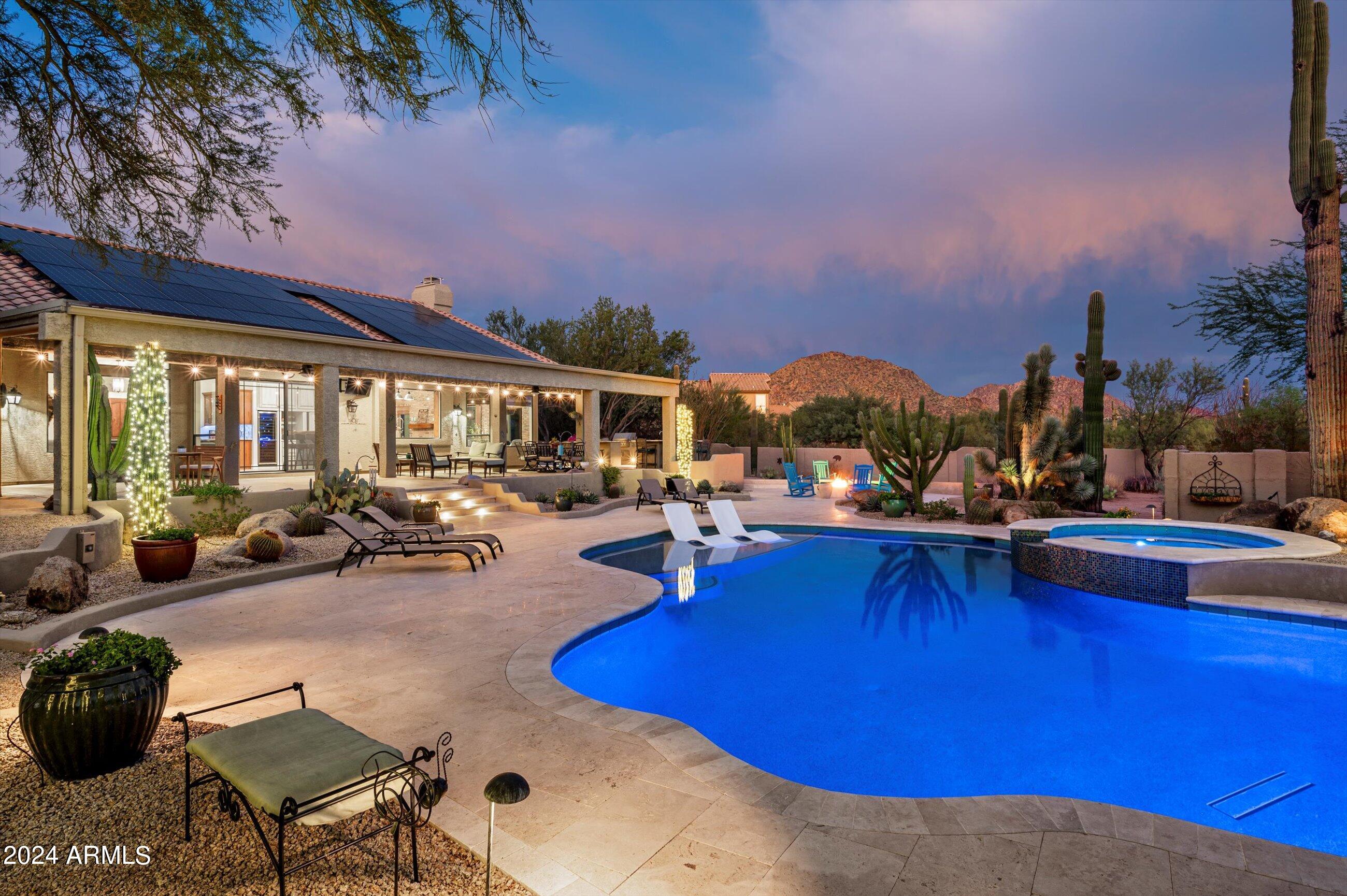 8667 E LARIAT Lane