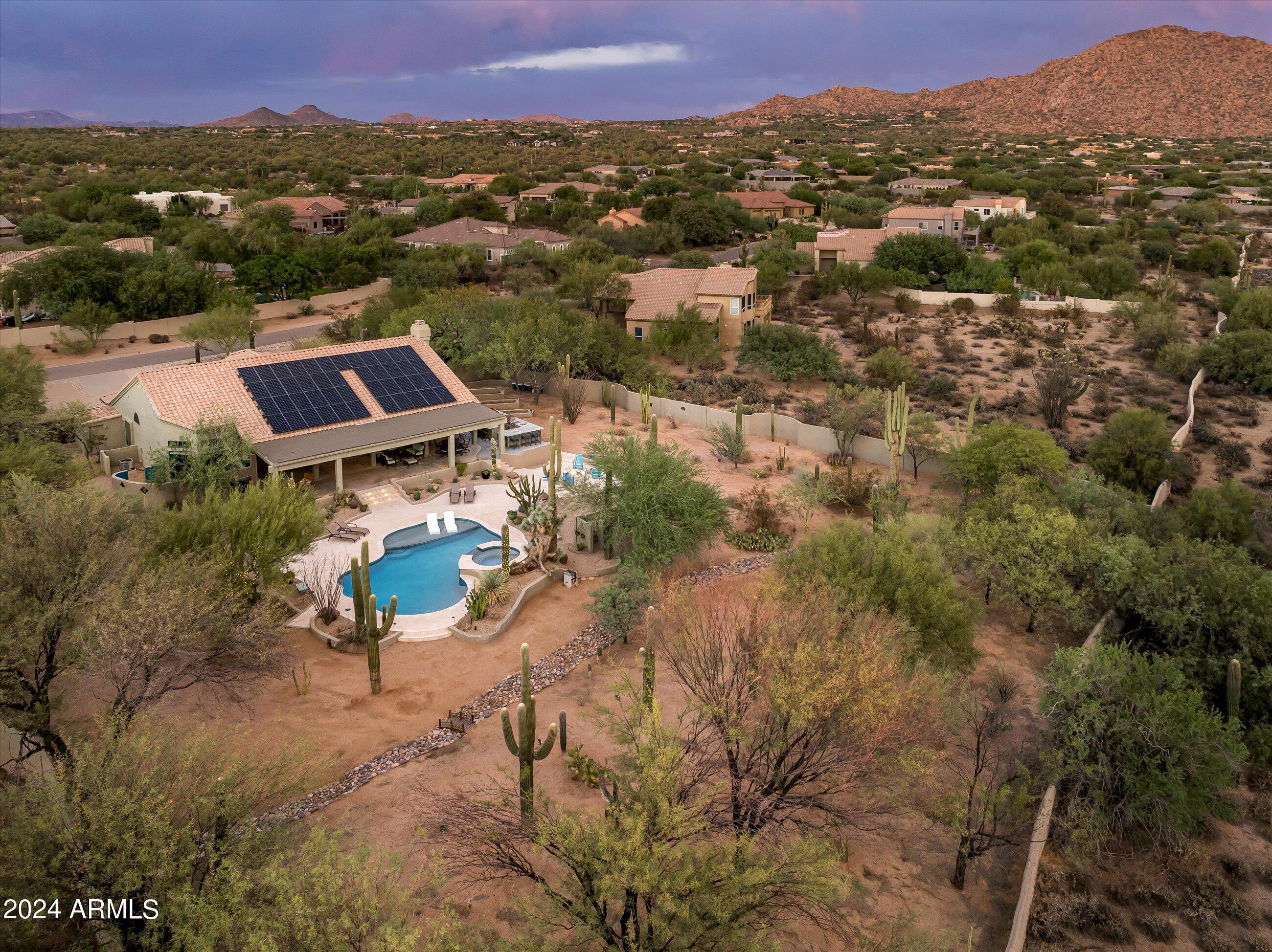 8667 E LARIAT Lane
