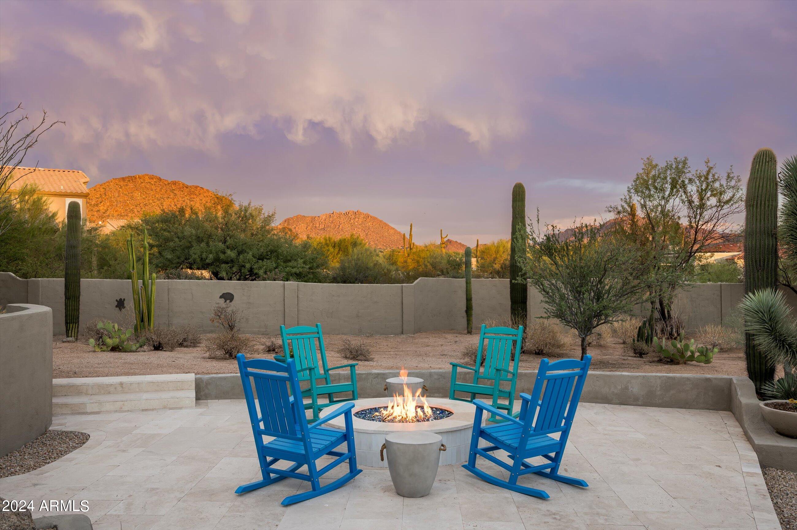 8667 E LARIAT Lane