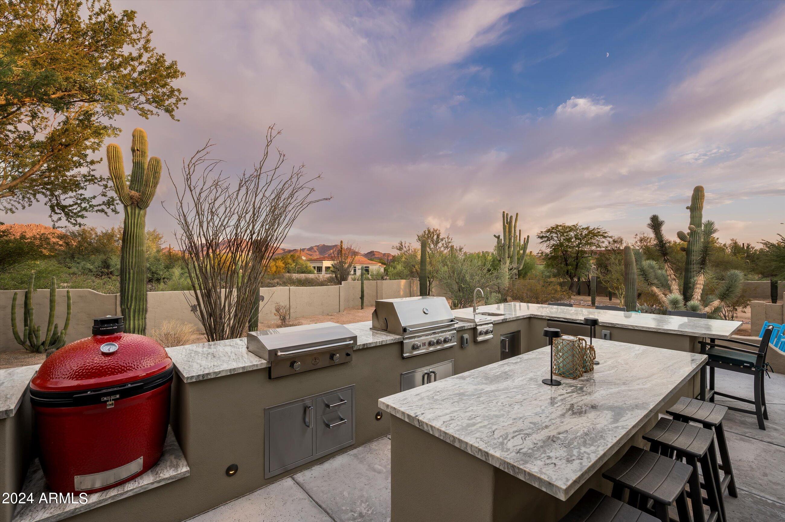 8667 E LARIAT Lane