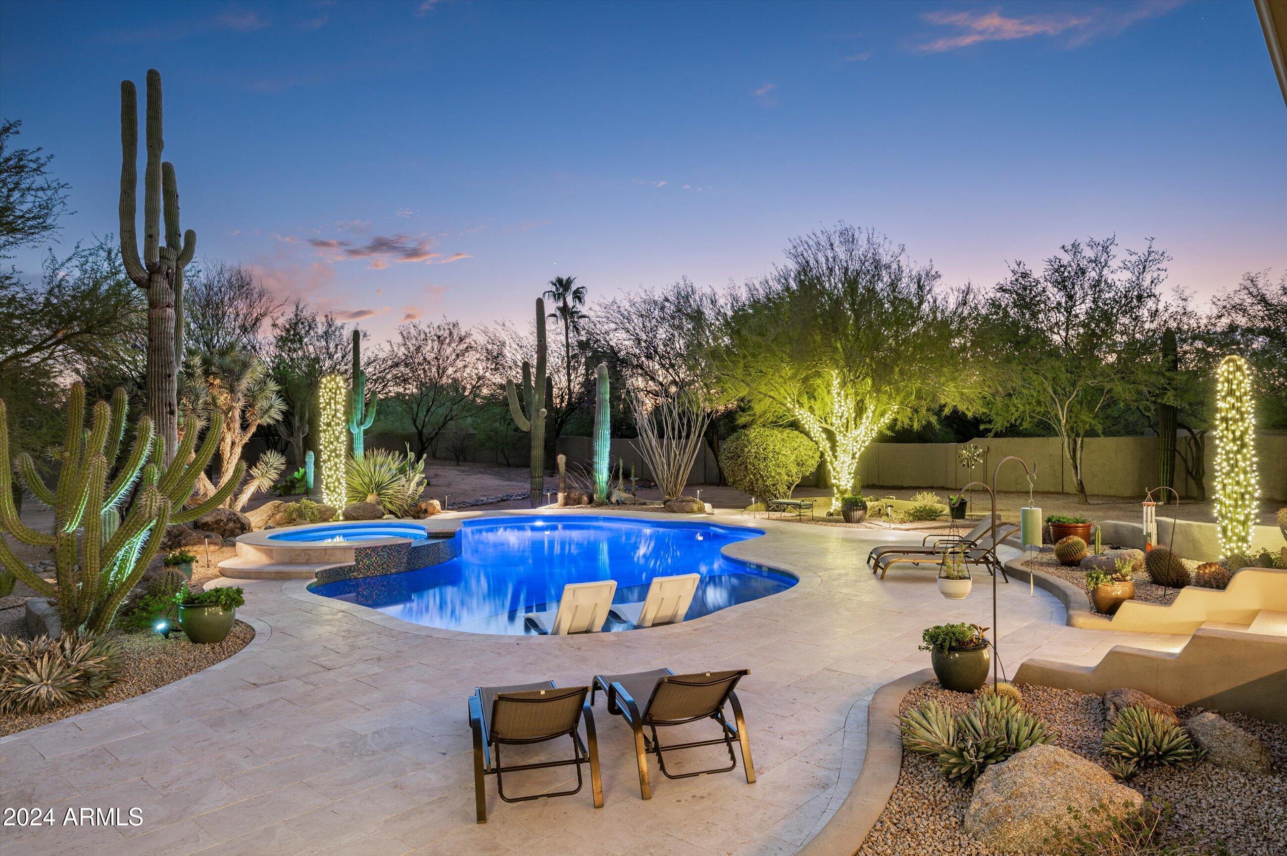 8667 E LARIAT Lane