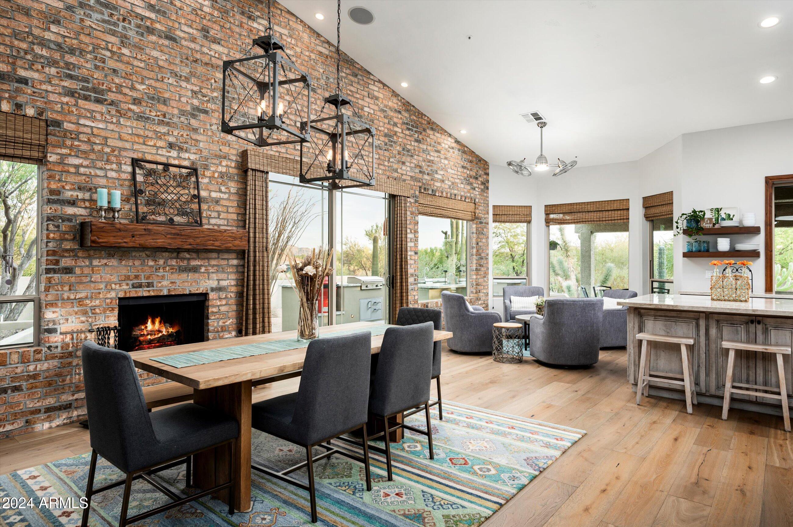 8667 E LARIAT Lane
