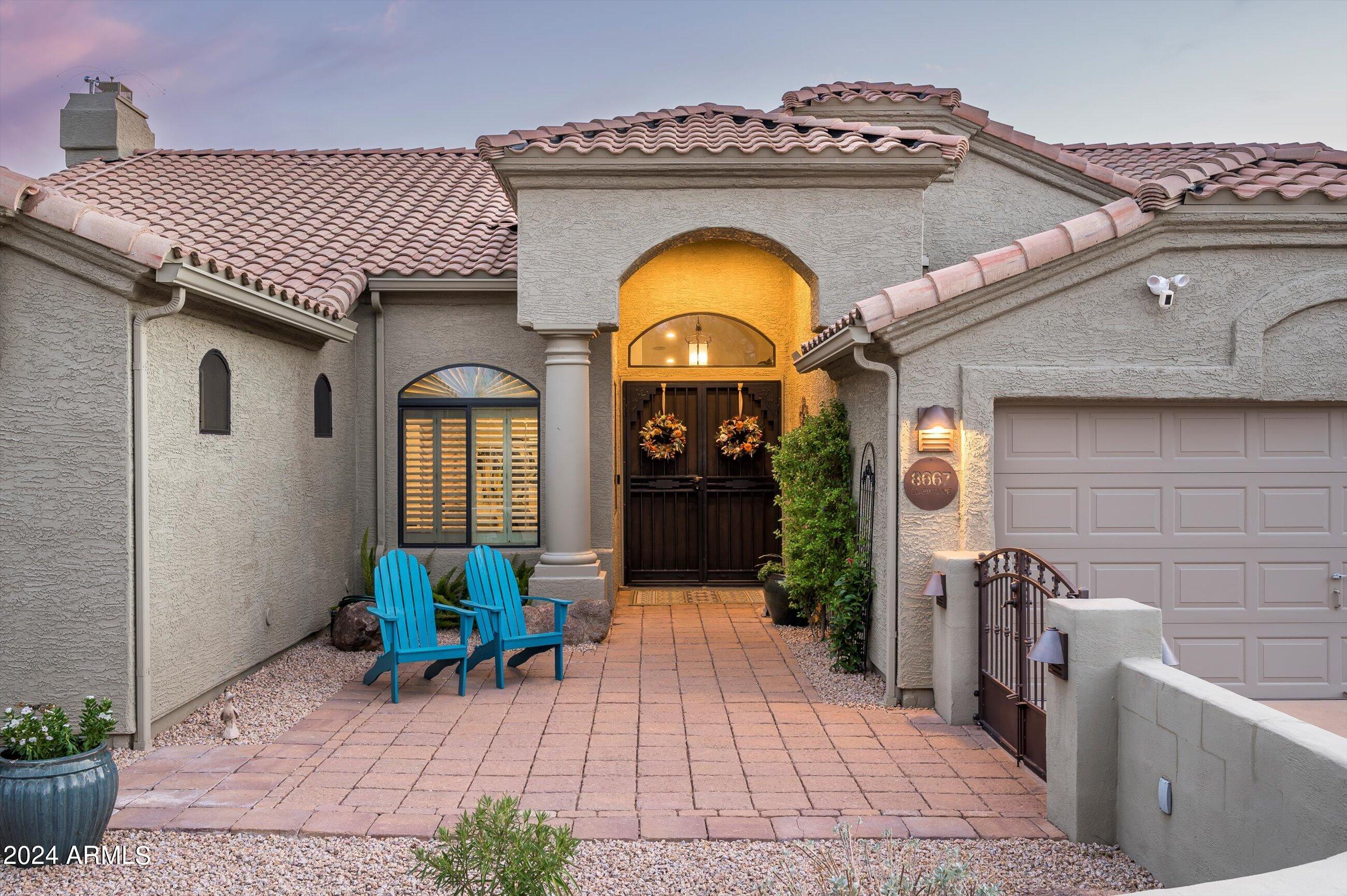 8667 E LARIAT Lane